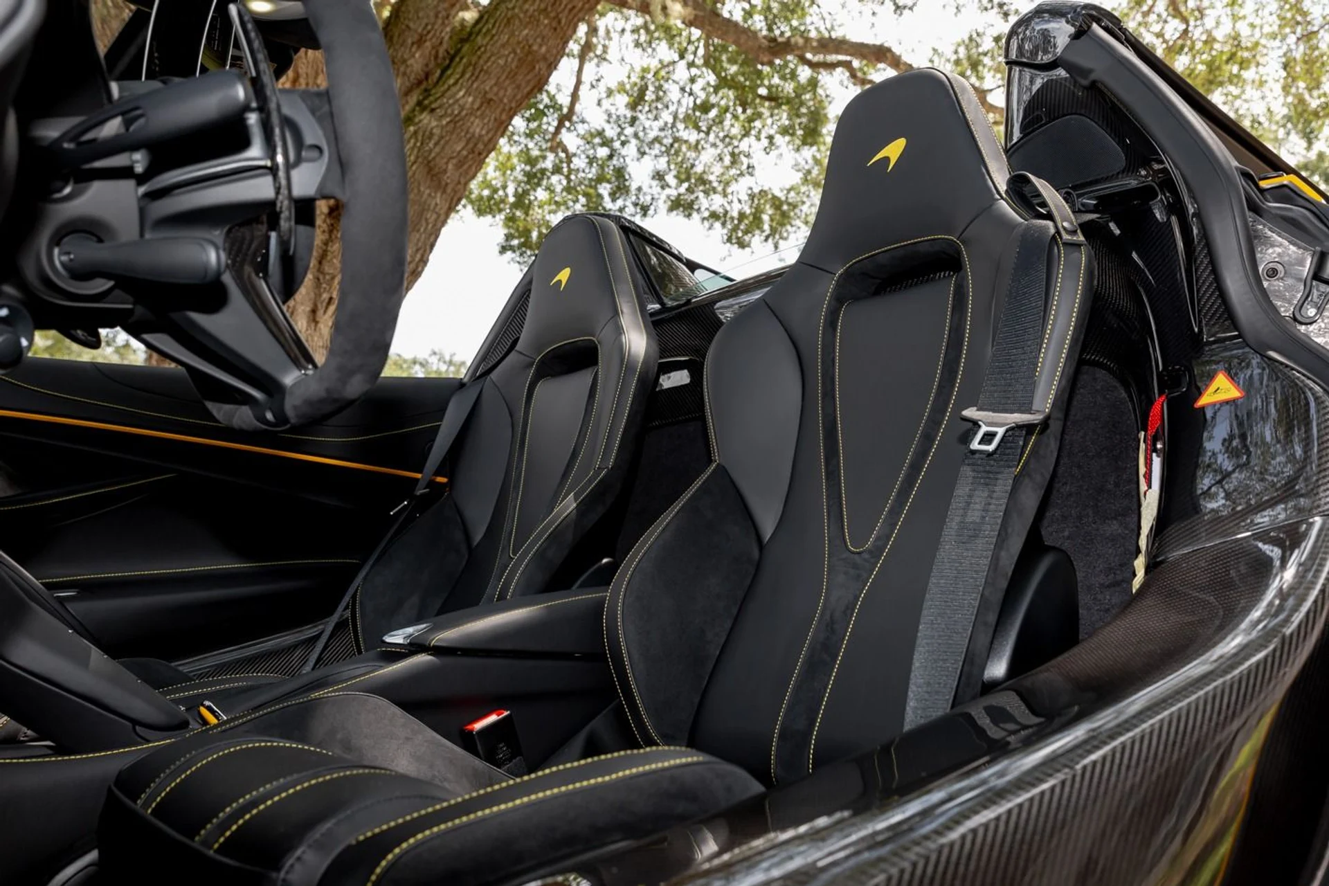 mph031_2561929560_437_p32_l_2cb849fd7a