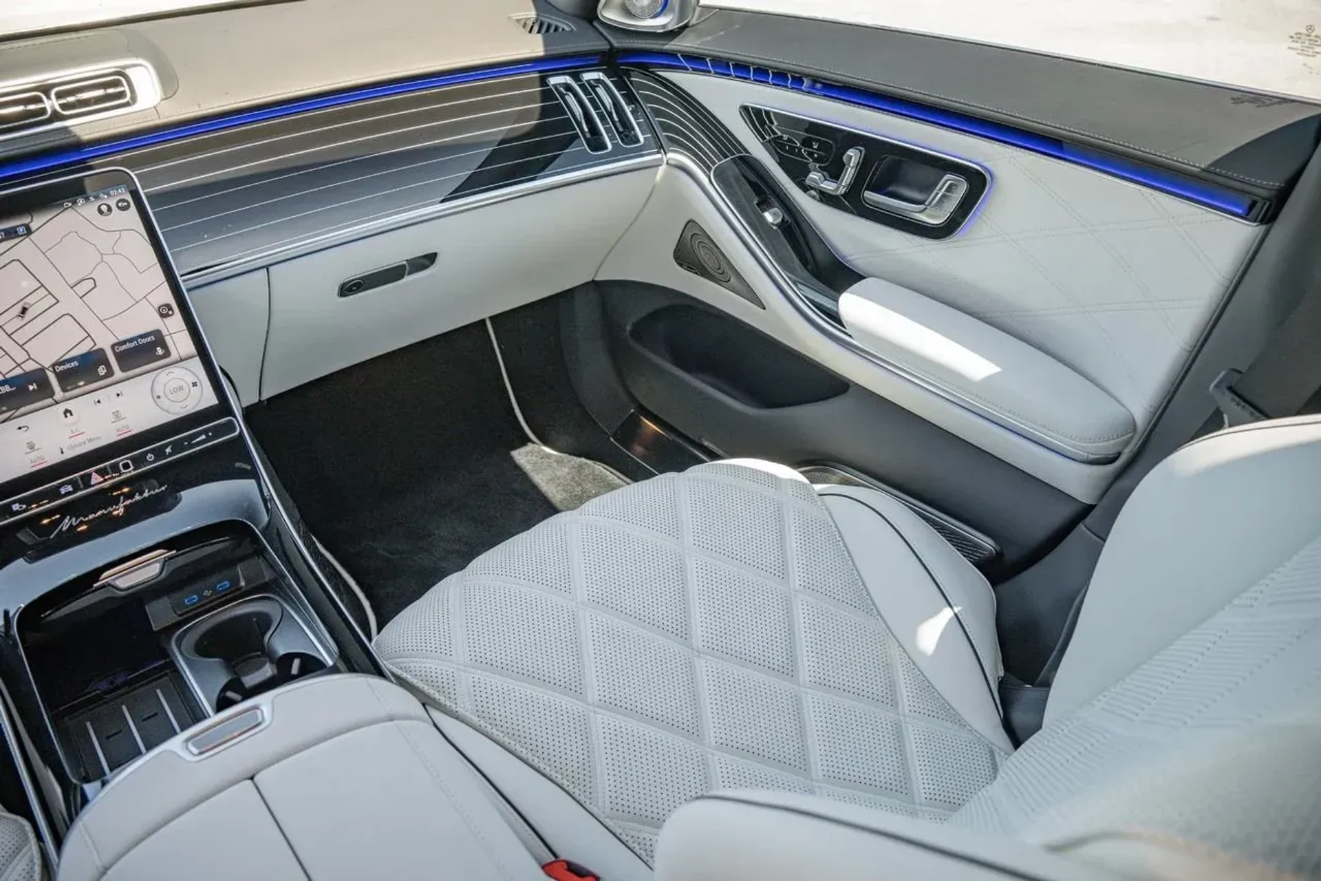 mph031_2568208422_246060cd3960433799773ef36b00f1e7_dc9a645662