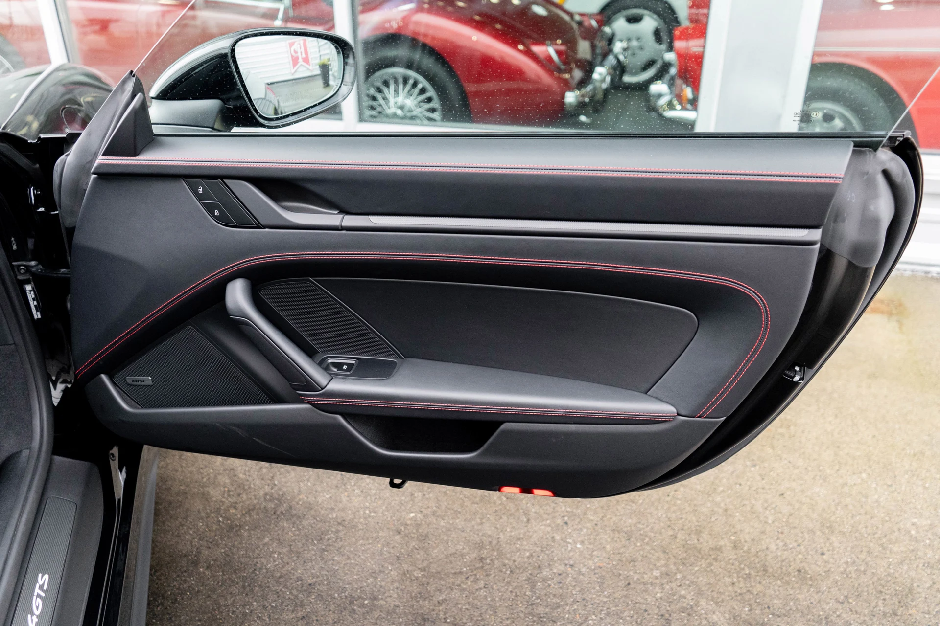 mph031_256866954_32_99a67aa84e