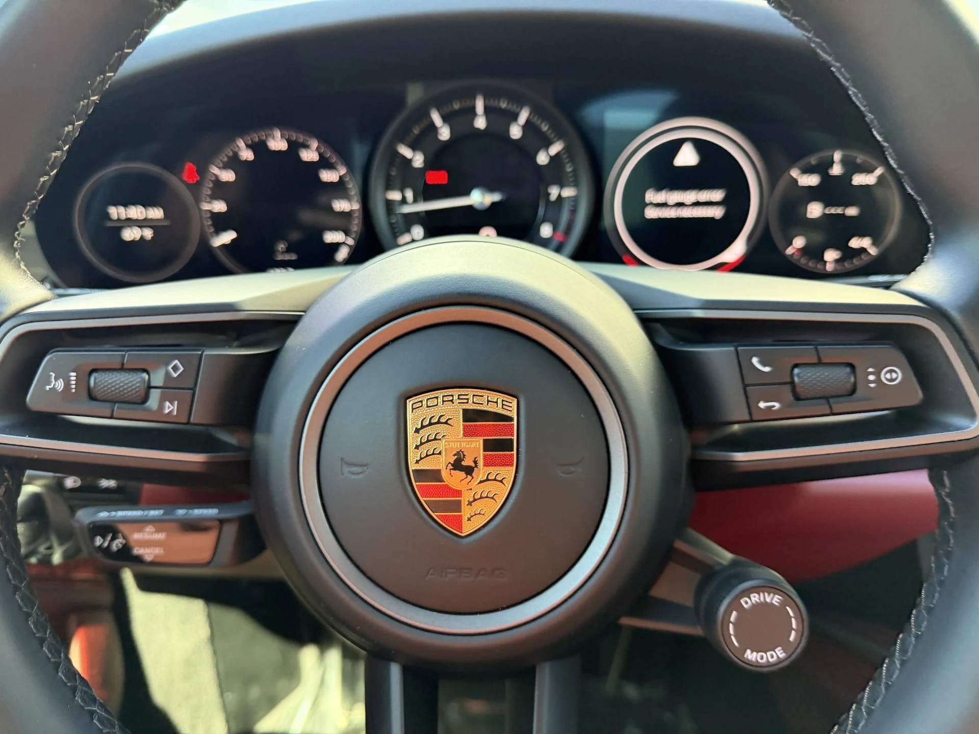 mph031_2573358912_afb7f3253c76e2d3aceefb3cd5aad4bcx_5aa178c4b3