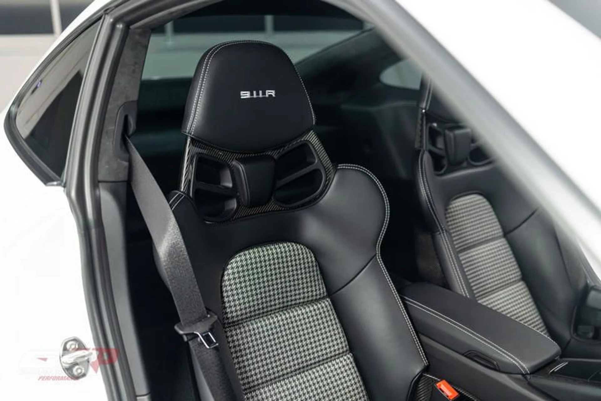 mph031_2573771238_7_C01953_F_83_F4_445_D_B819_6745508_E47_FD_a4ff8e2120