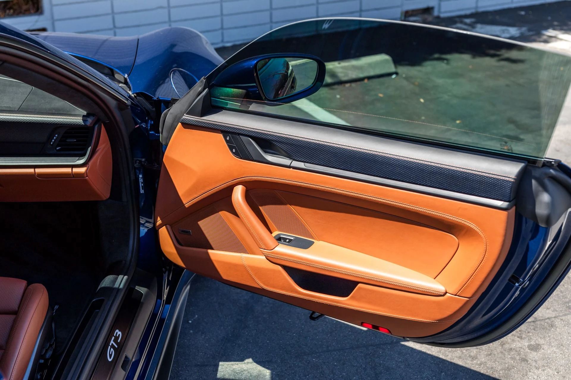 mph031_257443951_Used_2023_Porsche_911_GT_3_Touring_1772137661_c2d901fada