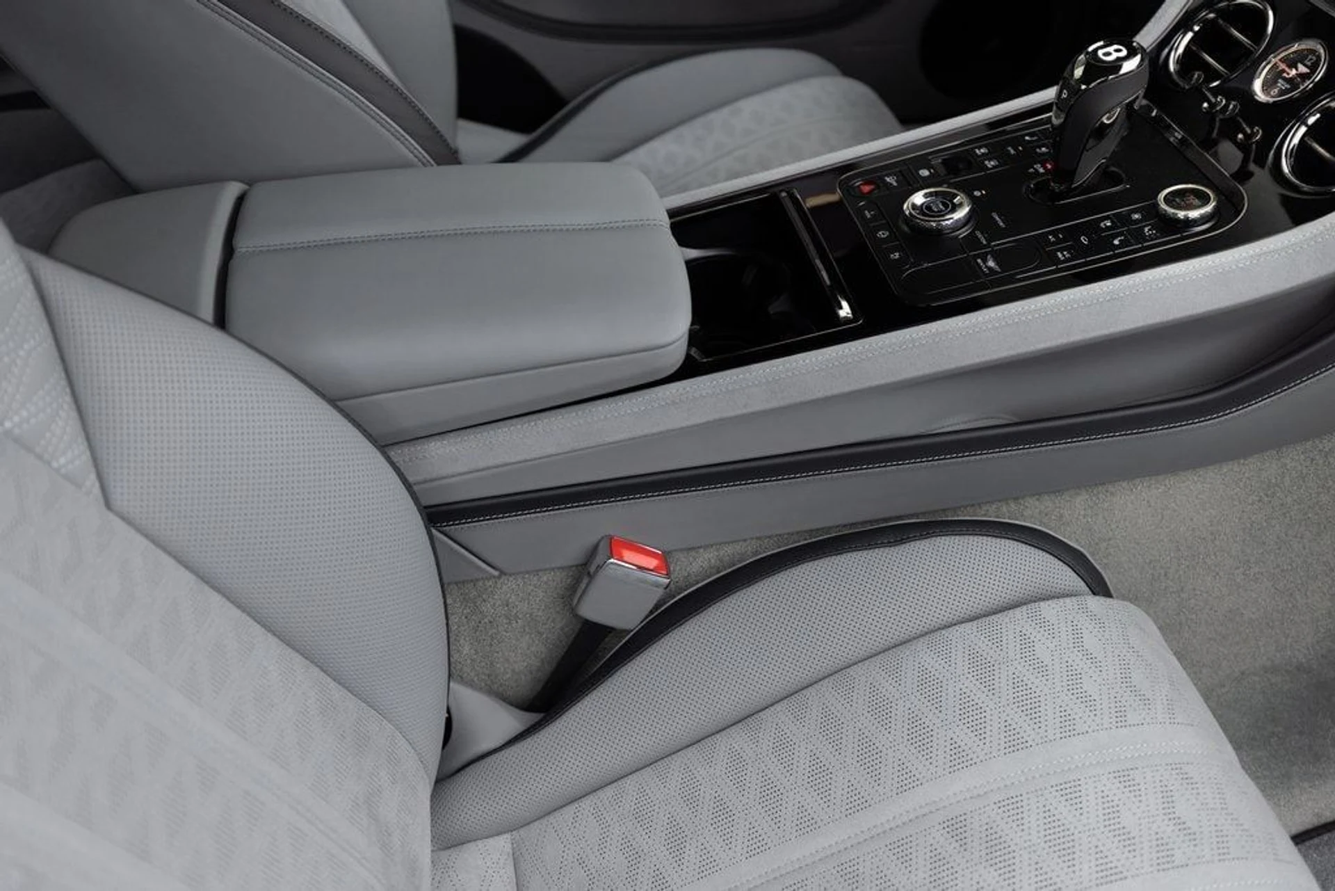 mph031_2582789676_2c2bede54e6628392d9307a462fb75d5x_463d16ef72