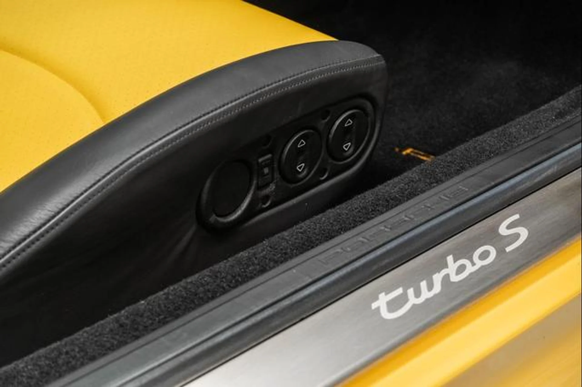 mph031_2585392929_E_Ni_Zye_Rs5d_N_Rnk_Nm2s_Nt_UZS_Dkh0_b8ffa6ebe3