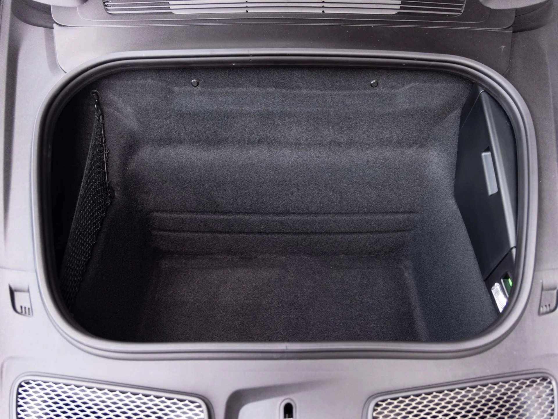 mph031_2586945410_32_3a6adbb12b