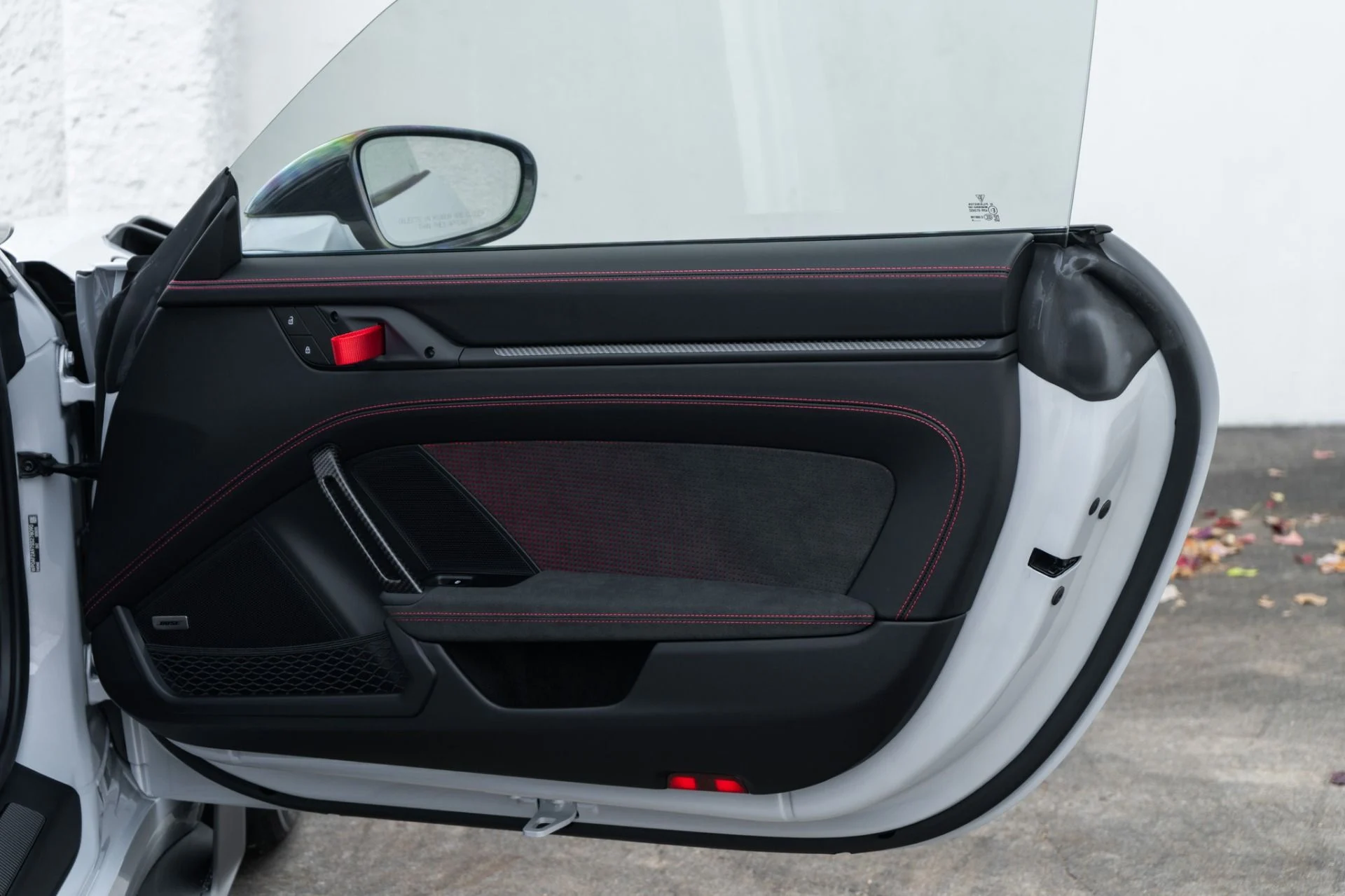 mph031_2587238631_Used_2025_Porsche_911_GT_3_RS_1766778269_ab5d55d41e