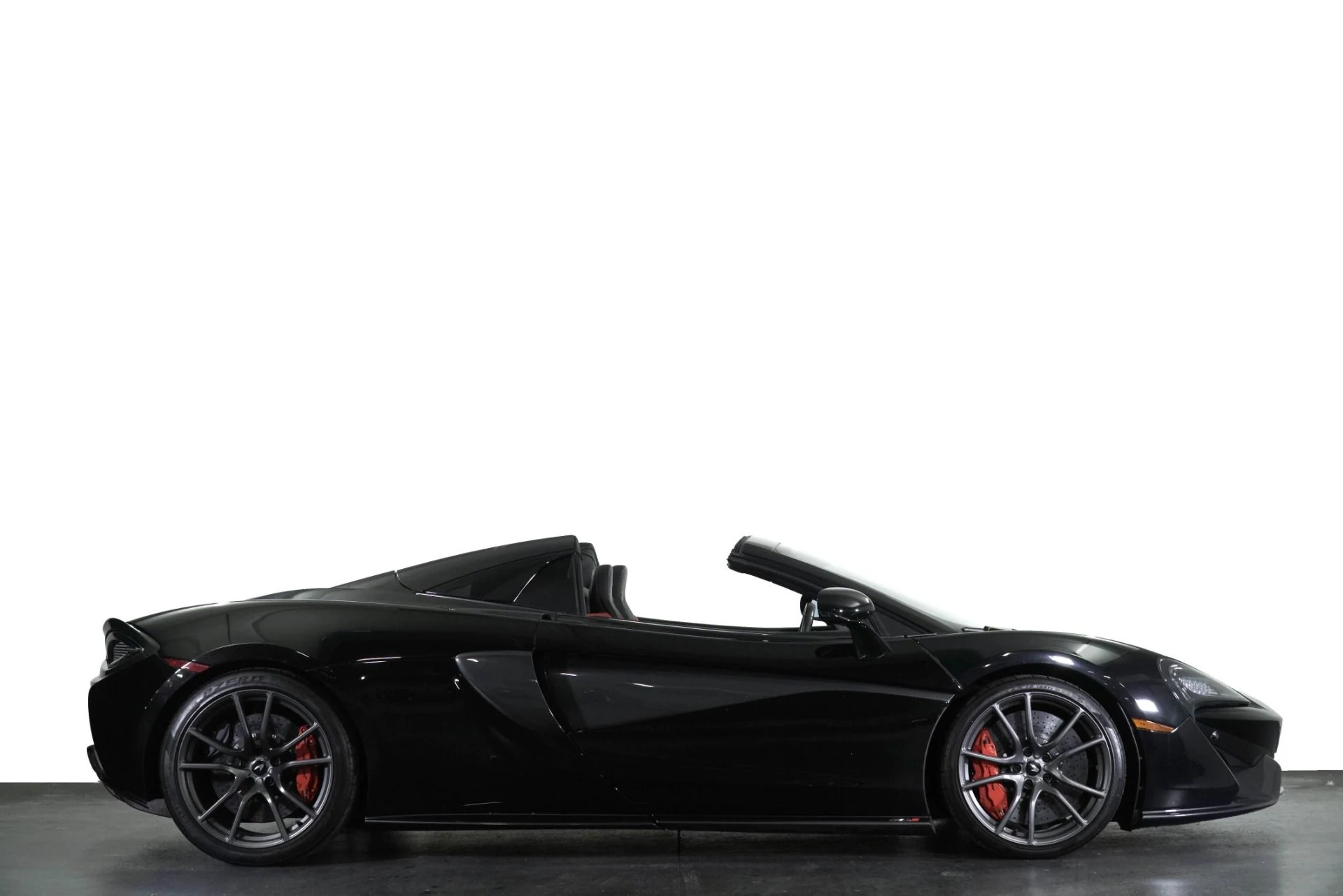 mph031_258826525_Used_2019_Mc_Laren_570_S_1765307043_7324871db0