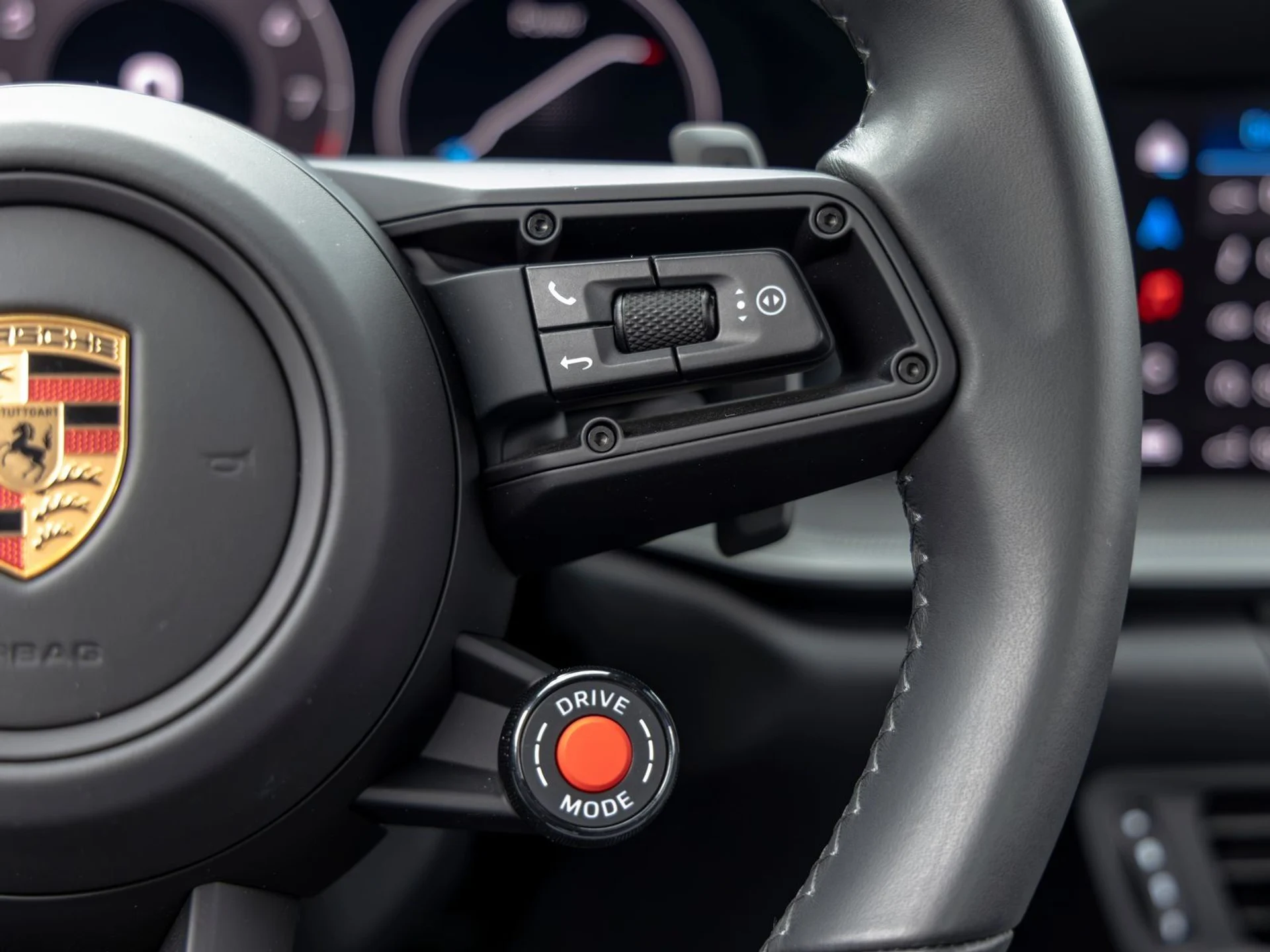 mph031_2591848665_32_5335e42991