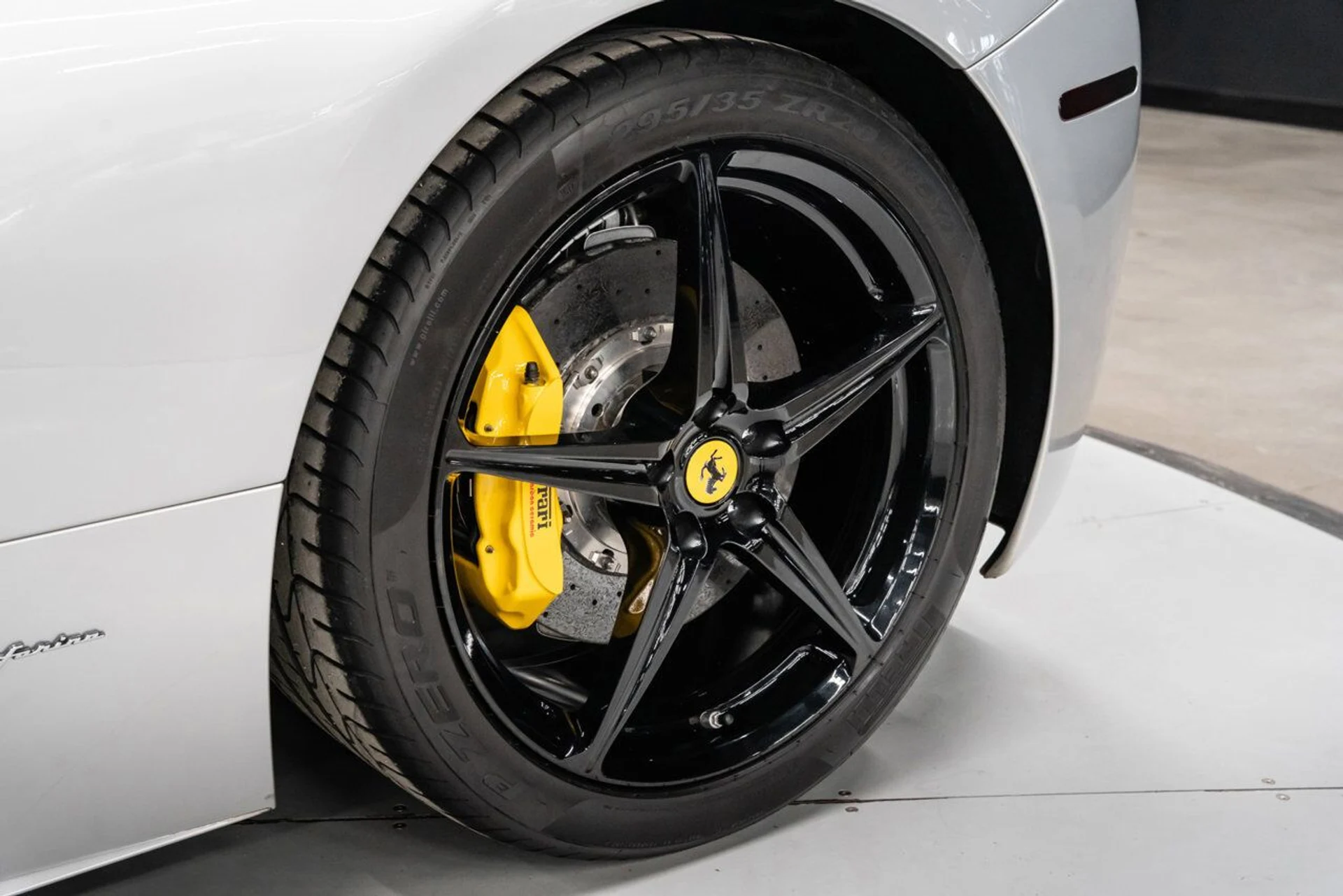 mph031_2607239302_ferrari_458_italia_2013_f6869c8e1a