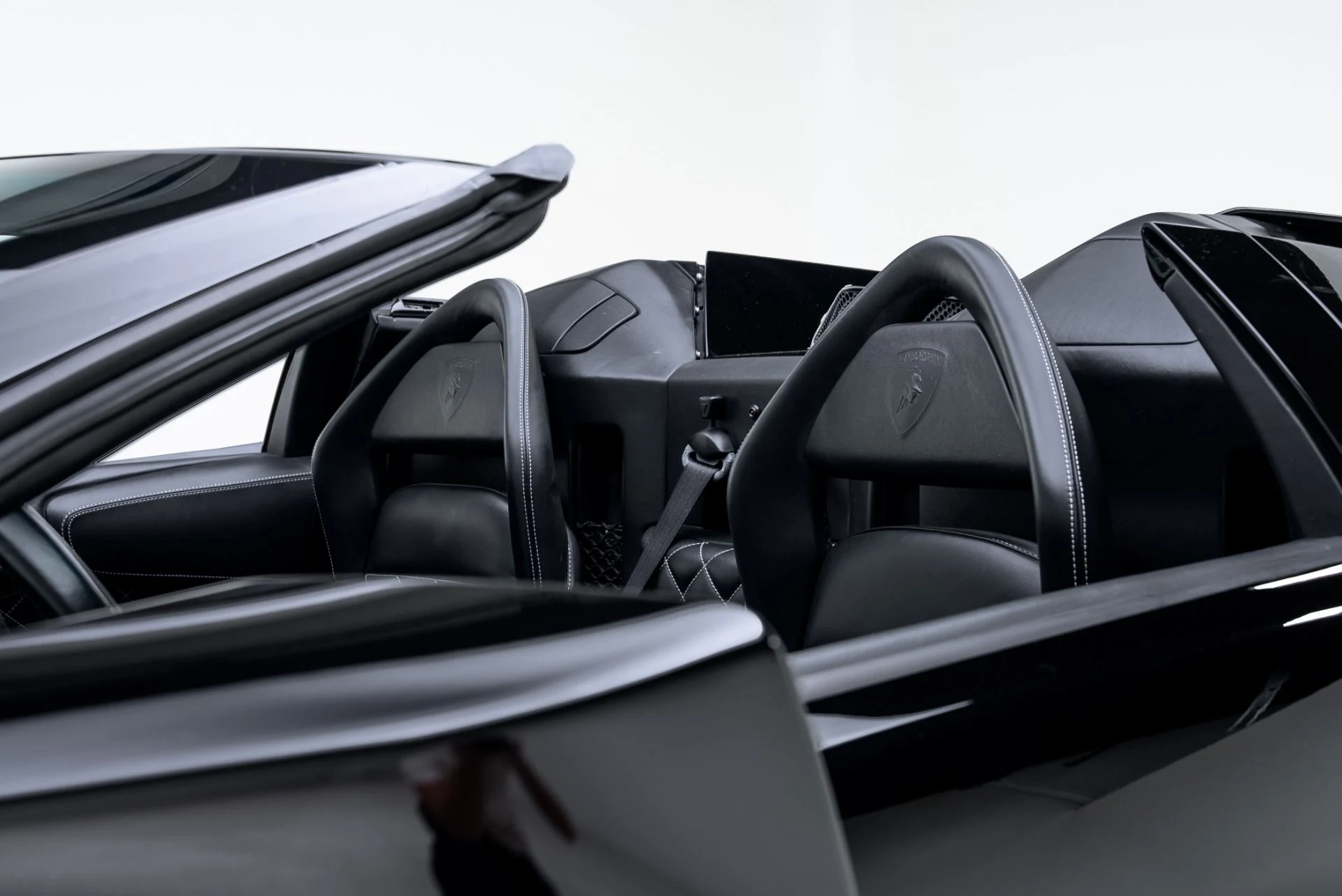 mph031_2621643611_Used_2009_Lamborghini_Murcielago_LP_640_1772151218_bb7d5965c9