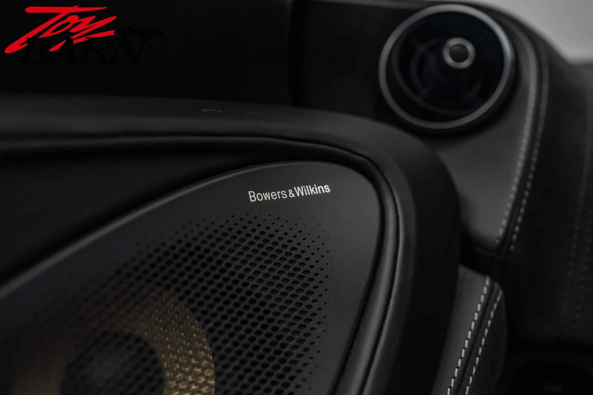 mph031_2623688225_39934c9b33e940cbc66d64c7a5d595dbx_57c3611cda