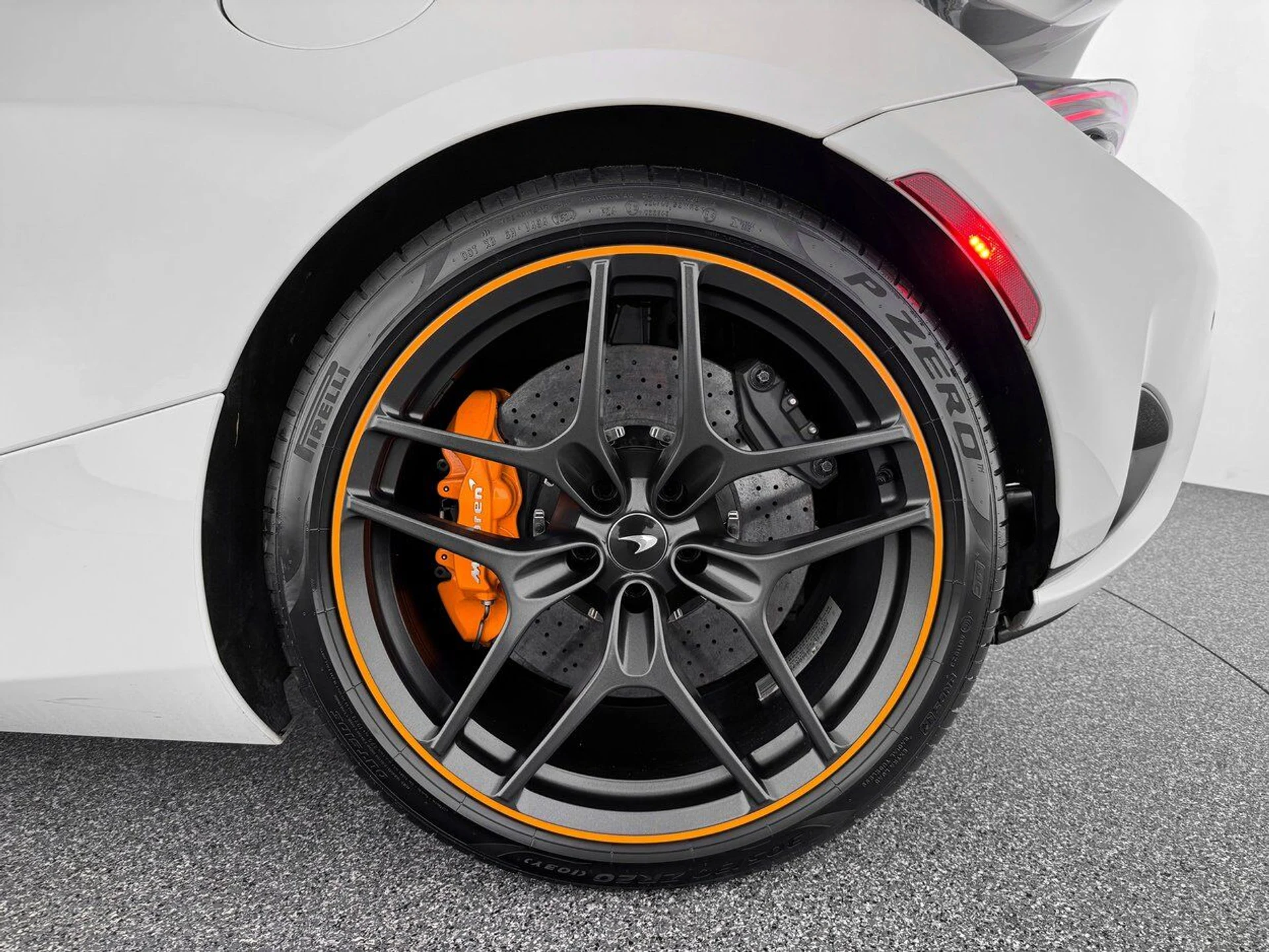 mph031_2632914598_d72917e64b2760cd62ac60911ea57e41_02d2b39a64