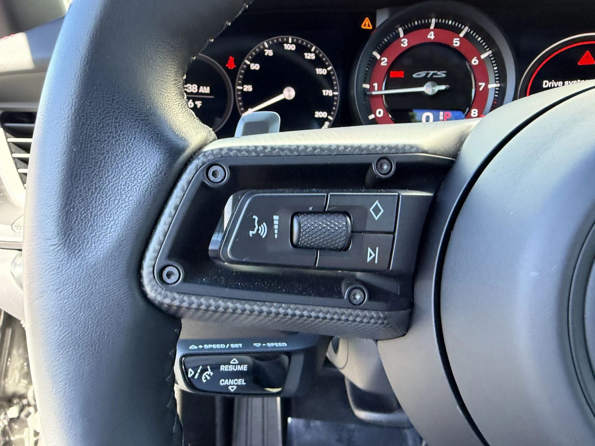 mph031_2646995564_5b786fc5756ba1d5a41f363013f94d2cx_e067b80bdd