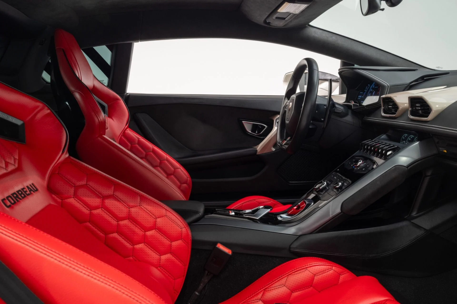 mph031_2655387225_Used_2015_Lamborghini_Huracan_LP_610_4_1777064634_46b4734128