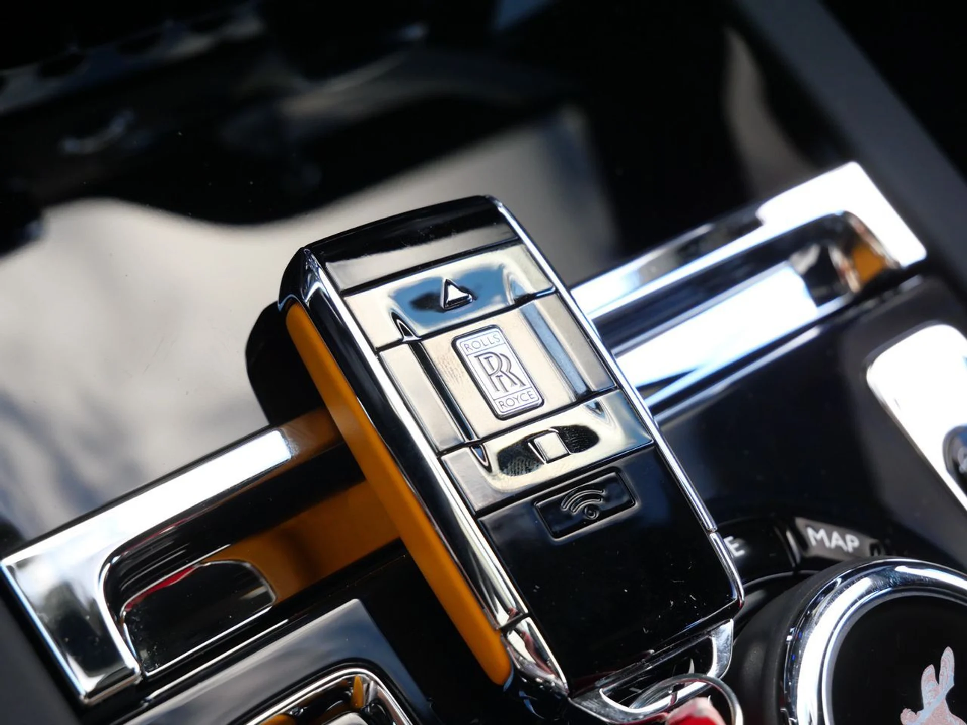 mph031_2656781648_07f20a4b825d1df5c79656a334e81cf0x_2c1ab426df