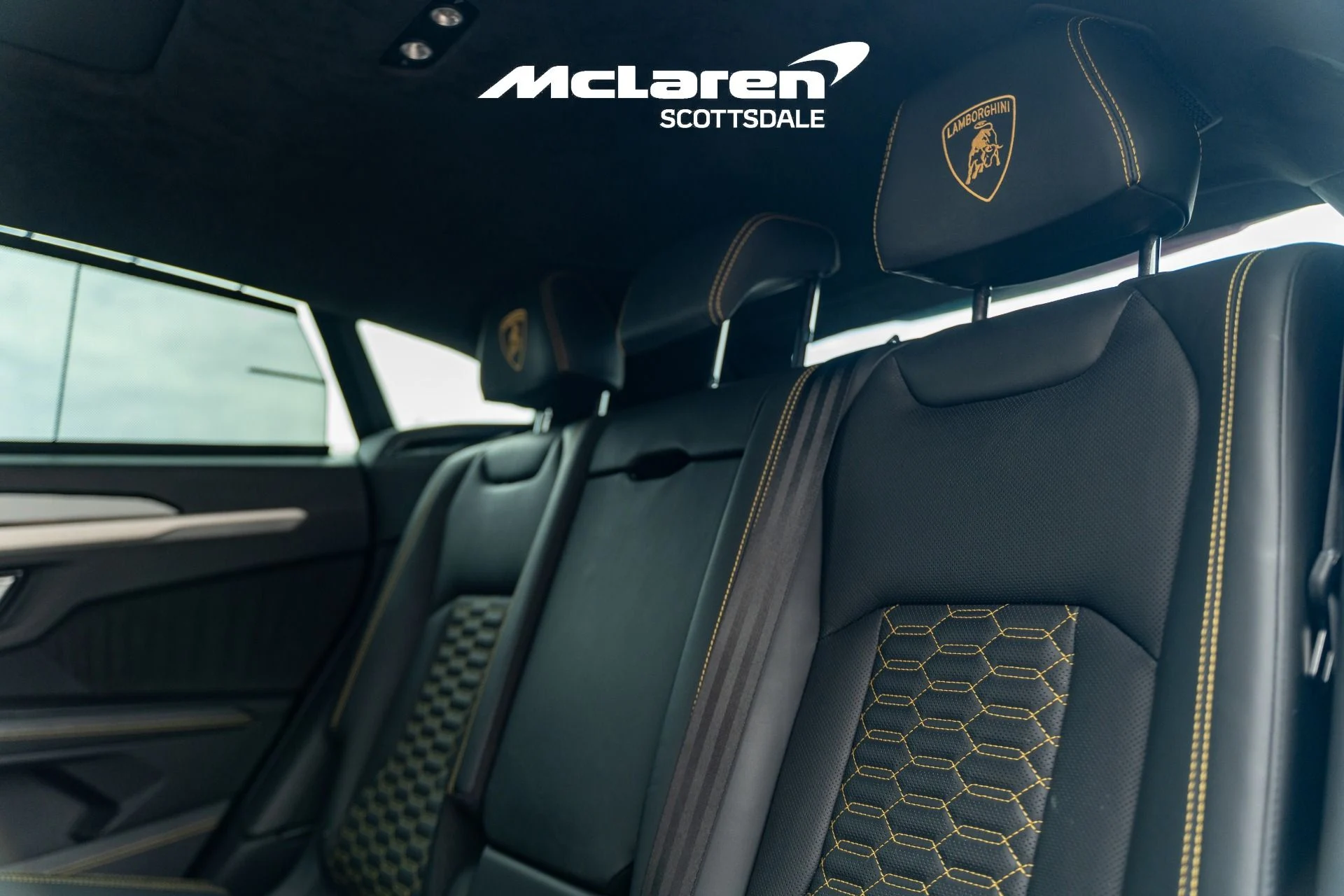 mph031_2659748209_Used_2021_LAMBORGHINI_URUS_1757137597_f1832c3faf