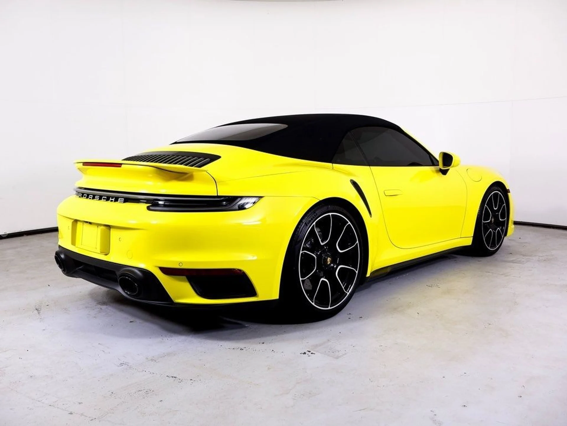 mph031_2666553832_8a1ac1a1e9373b82397c32bf590924a7x_3405d387da