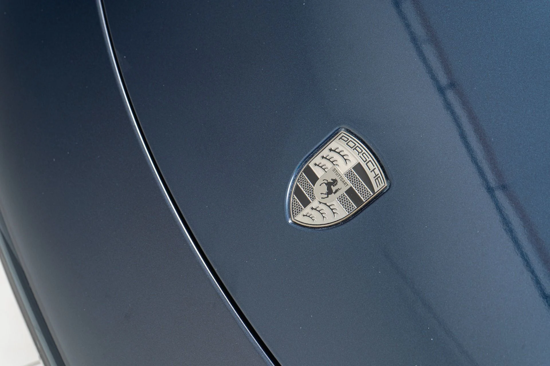 mph031_2667809572_Used_2015_Porsche_911_Turbo_S_Cabriolet_1754336206_a8de61ac28