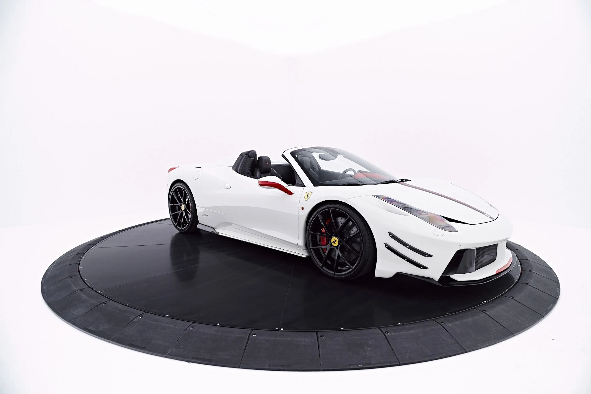 mph031_2669618239_Used_2014_Ferrari_458_Spider_Base_1781828210_4bd32a2369