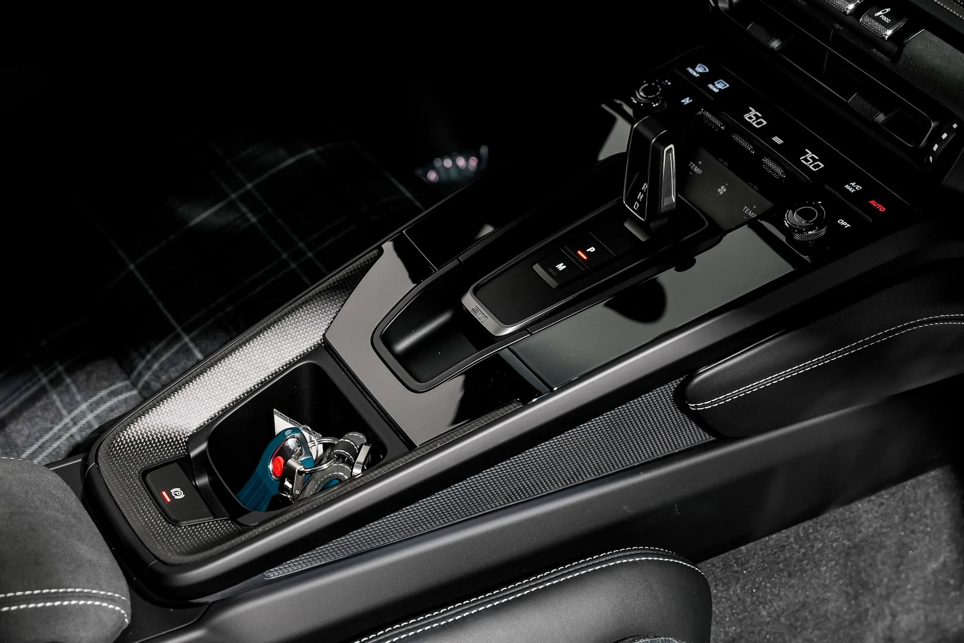 mph031_2681100487_c904374dbc27fba72ff854f84323fb2ax_ac5cec9dae