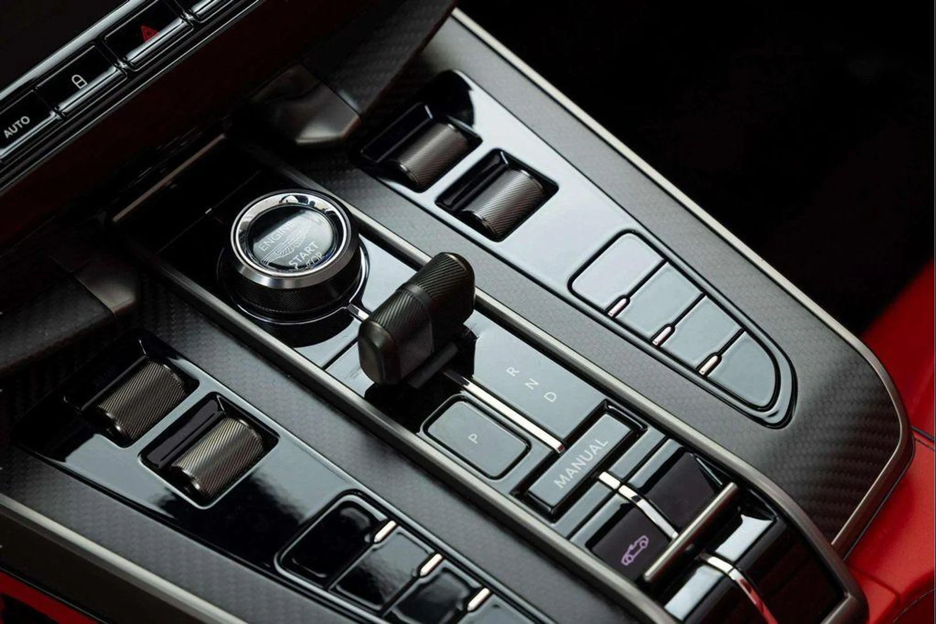 mph031_2684377727_6v_Cvzjl0_Myem2a_La_E_Mt4cn_No9_Ag_43c29b65a0