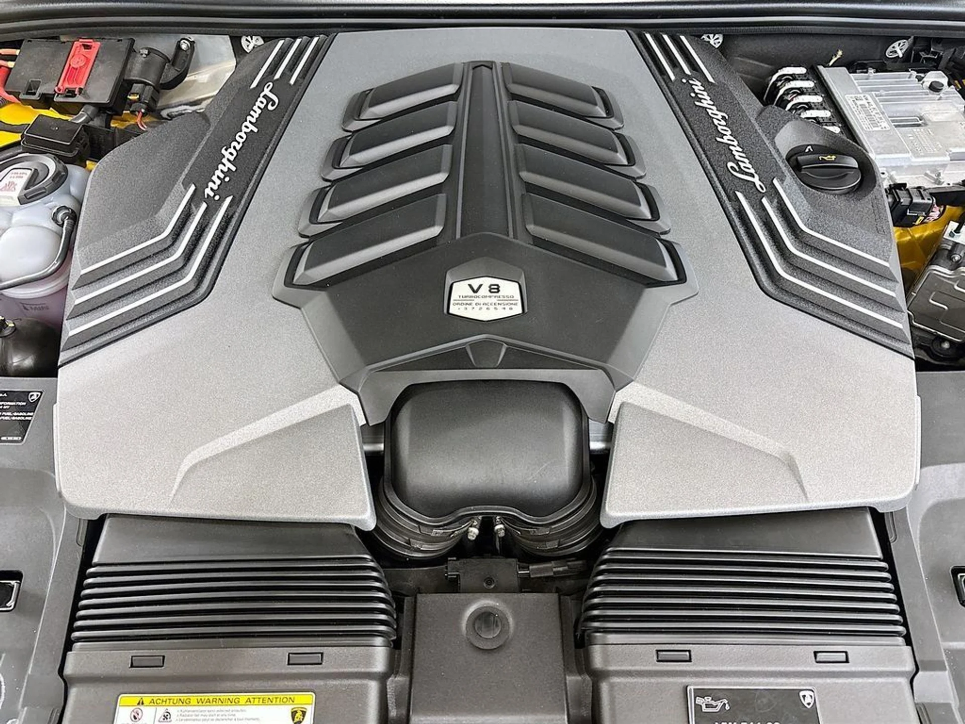 mph031_2690347719_f93d81263ba2494de32423452c8e444b_dd2682c433