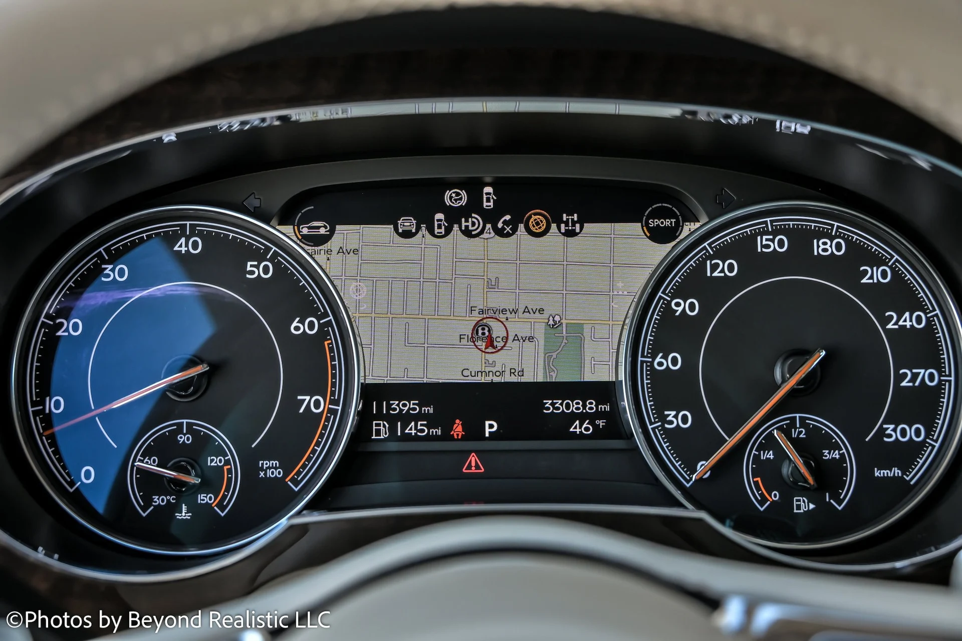 mph031_2700355010_27f046f308c3460687200e707836f0d8x_3ae918060d