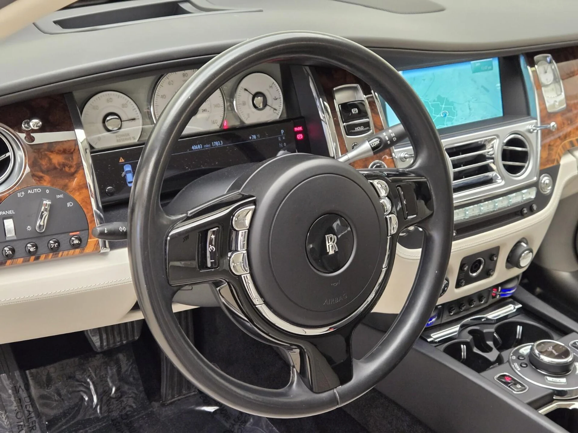 mph031_2703008446_Used_2017_Rolls_Royce_Ghost_1773381597_3ad35d85c0