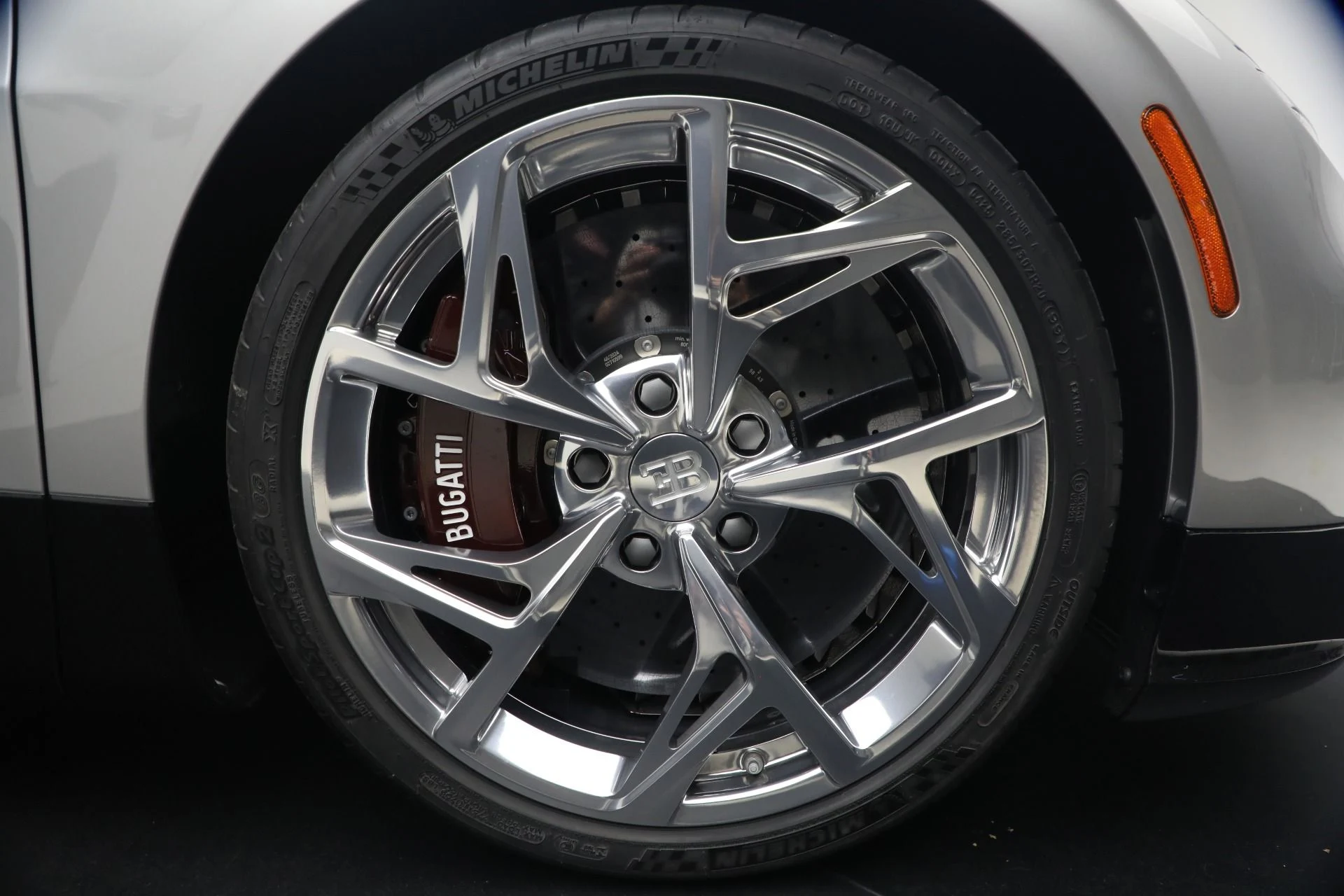 mph031_2710361210_Used_2025_Bugatti_Mistral_0cae133e69