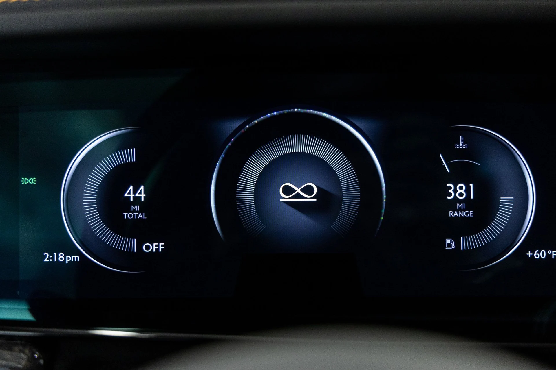 mph031_2711867437_b03d40cc9048477be9ff2b8db84ff67bx_882c39ae1e