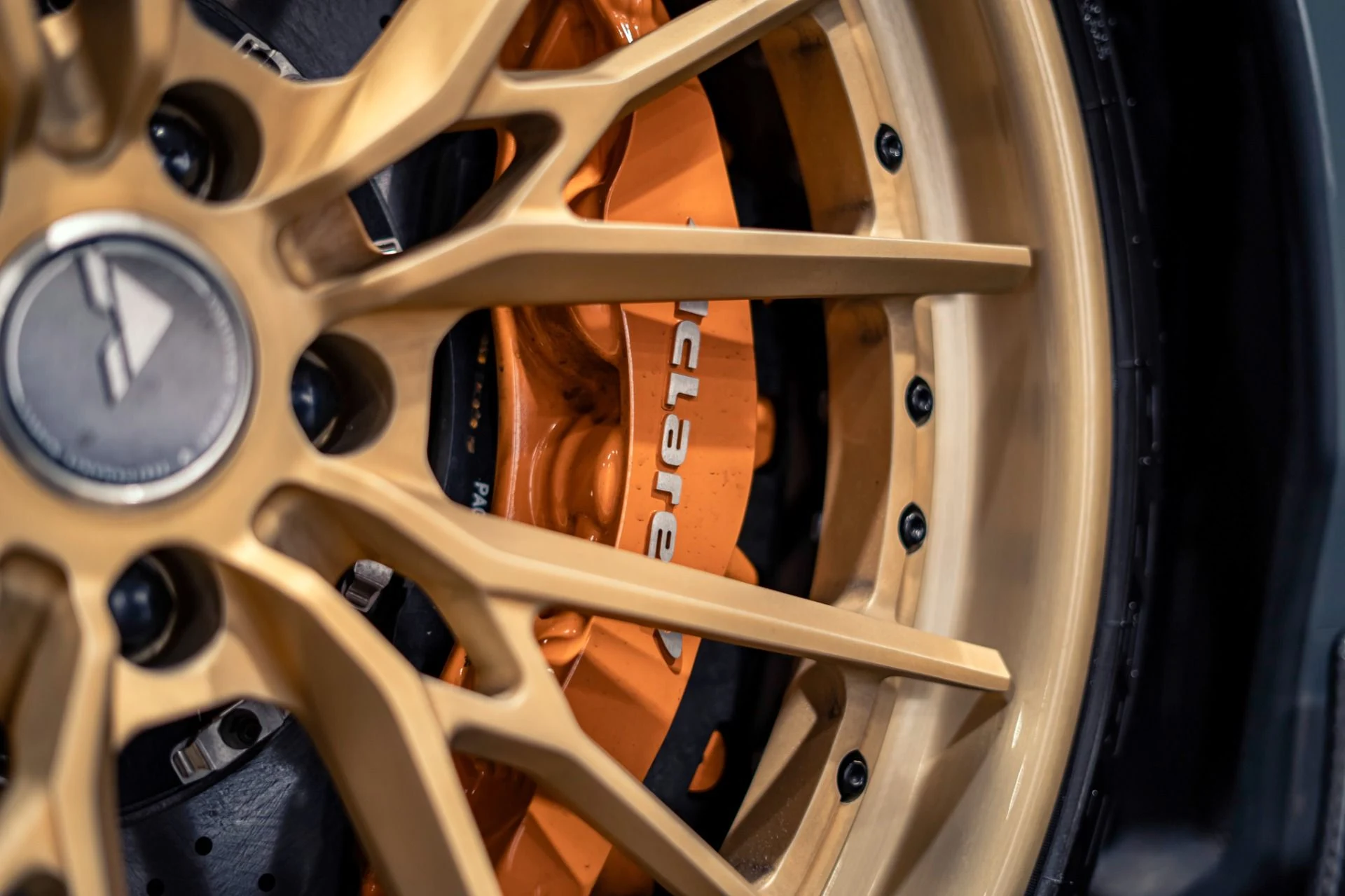 mph031_2727391746_Used_2021_Mc_Laren_765_LT_MSO_Spec_in_Chicane_Grey_w_Roof_Scoop_530_K_MSRP_1778865851_ca54889987