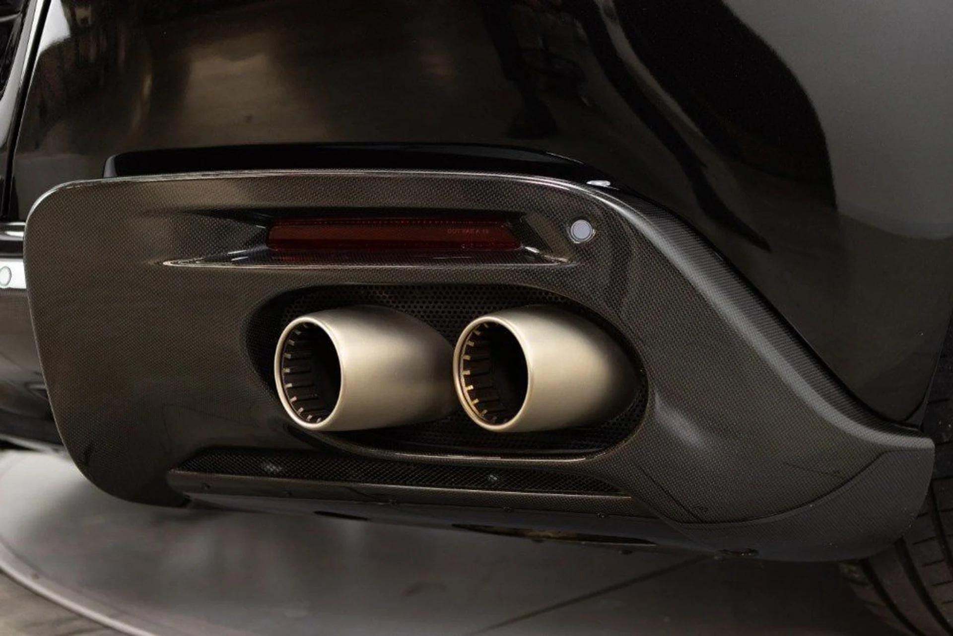 mph031_2732885904_649235fe4eeb4a1487fc5b1eccf1eb11_ecf99a4637