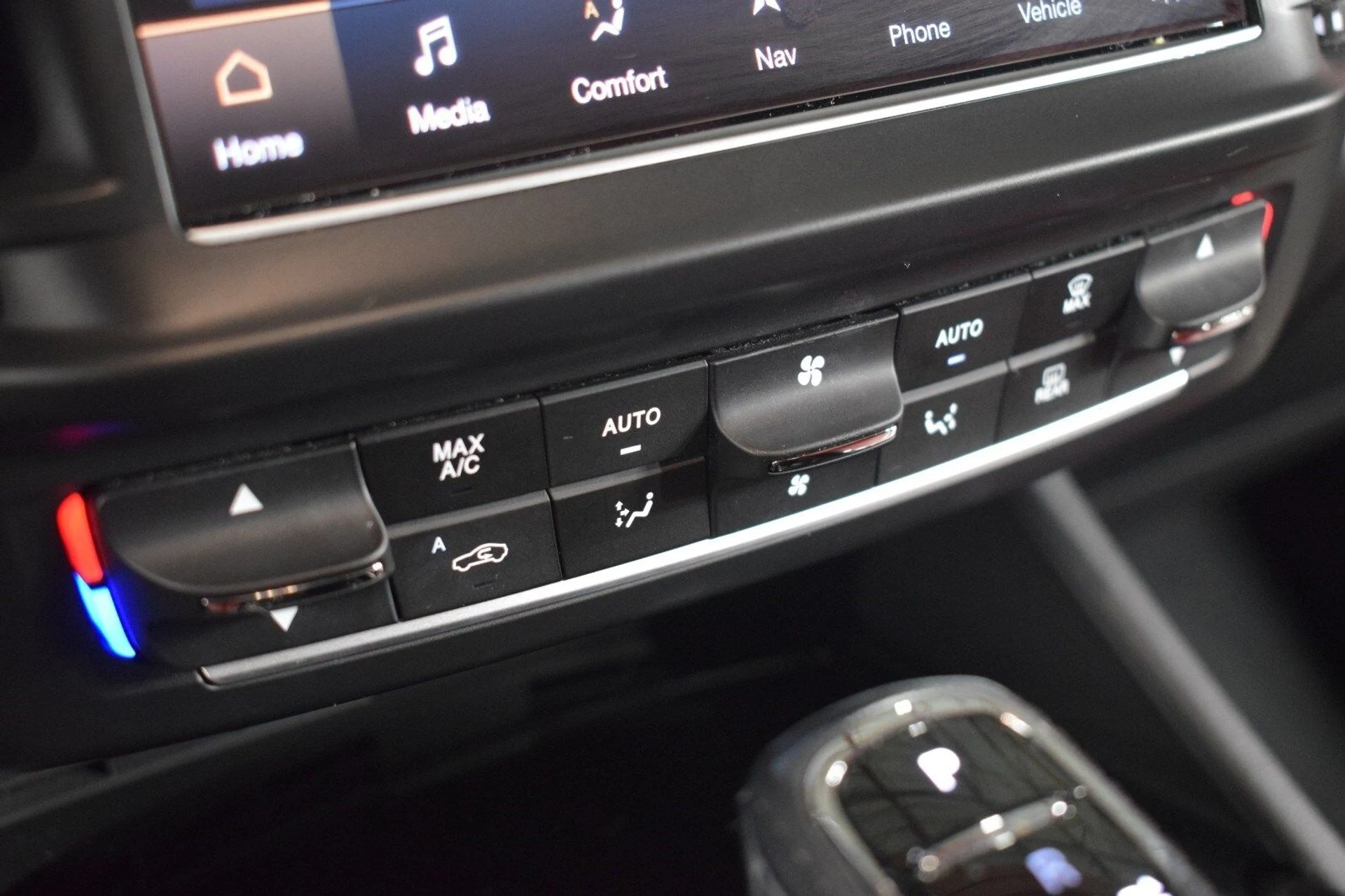 mph031_2743228179_46c7d0da9725ce7d1d67e189aaf6a62cx_eaef5cfb2c