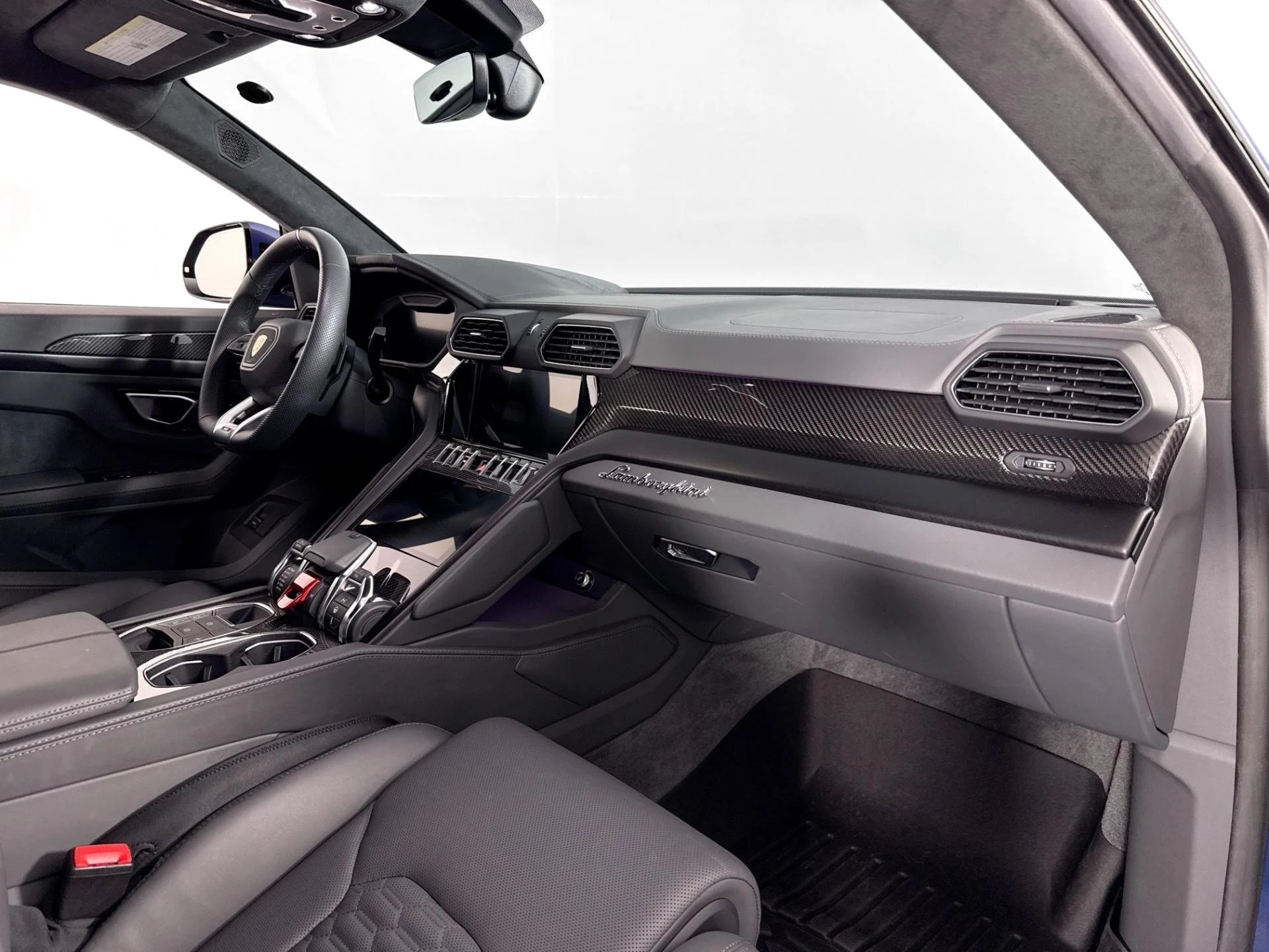 mph031_2752985628_Used_2024_Lamborghini_Urus_S_1784150920_024c78f204