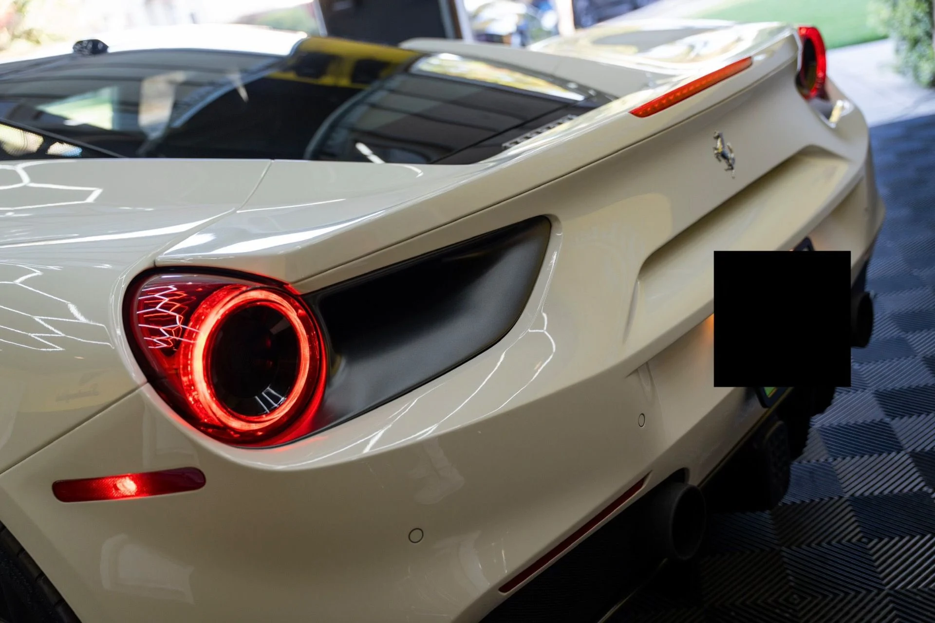 mph031_2756315081_Used_2016_Ferrari_488_GTB_1792442260_79b29081c0