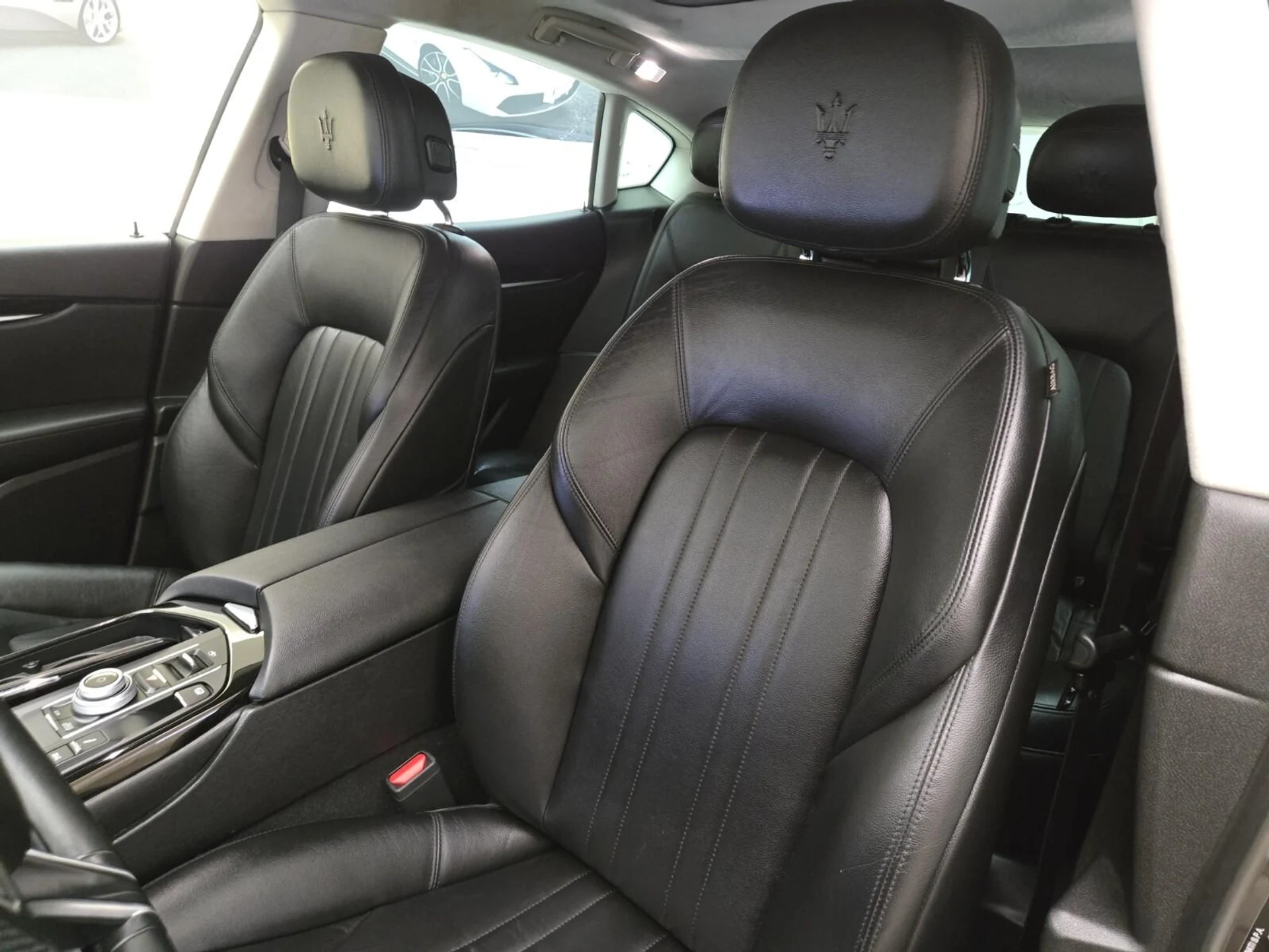 mph031_2757632904_Used_2022_Maserati_Levante_GT_1777355412_e57cbce450