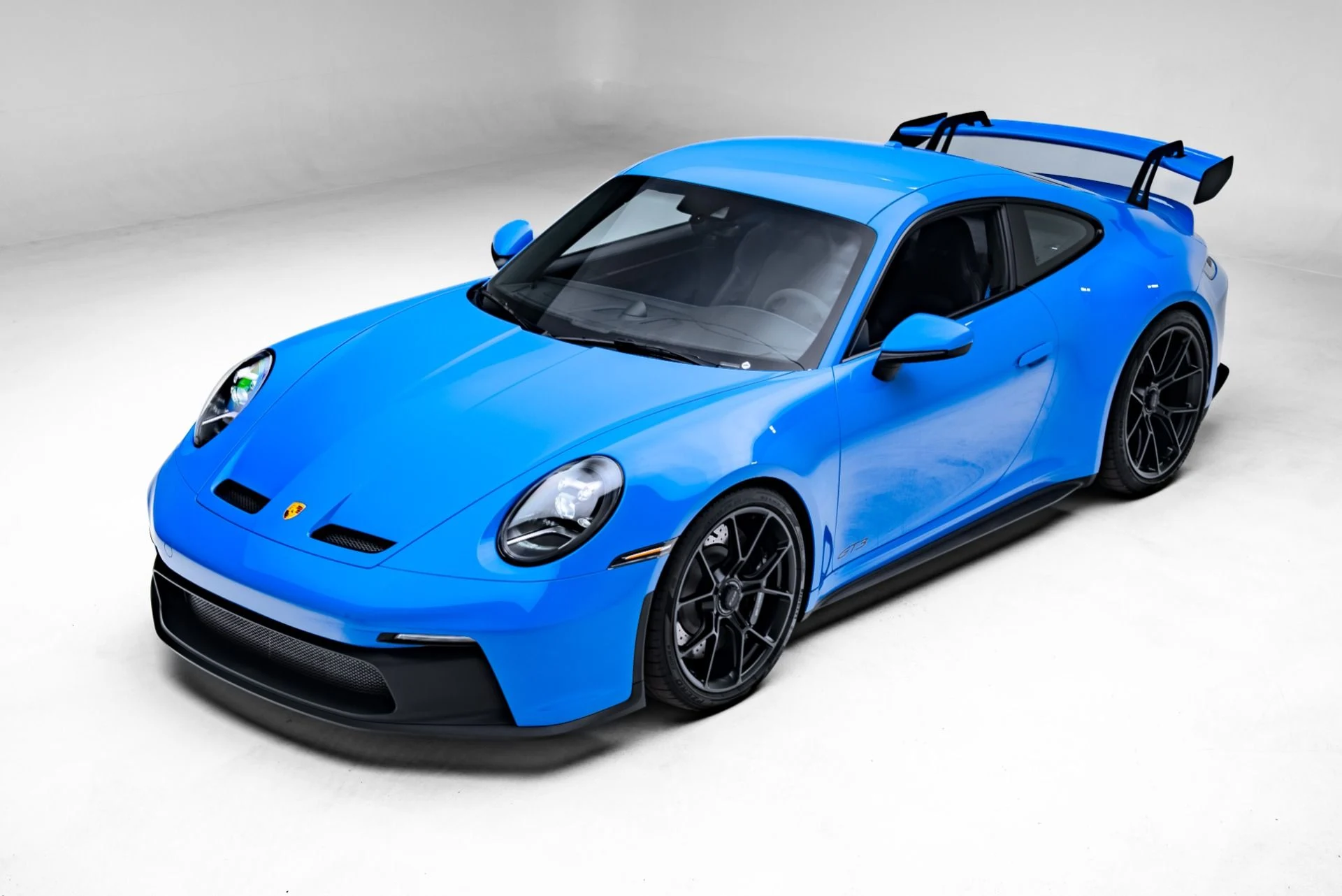 mph031_2763116740_Used_2023_Porsche_911_GT_3_1771960817_a6884343d0