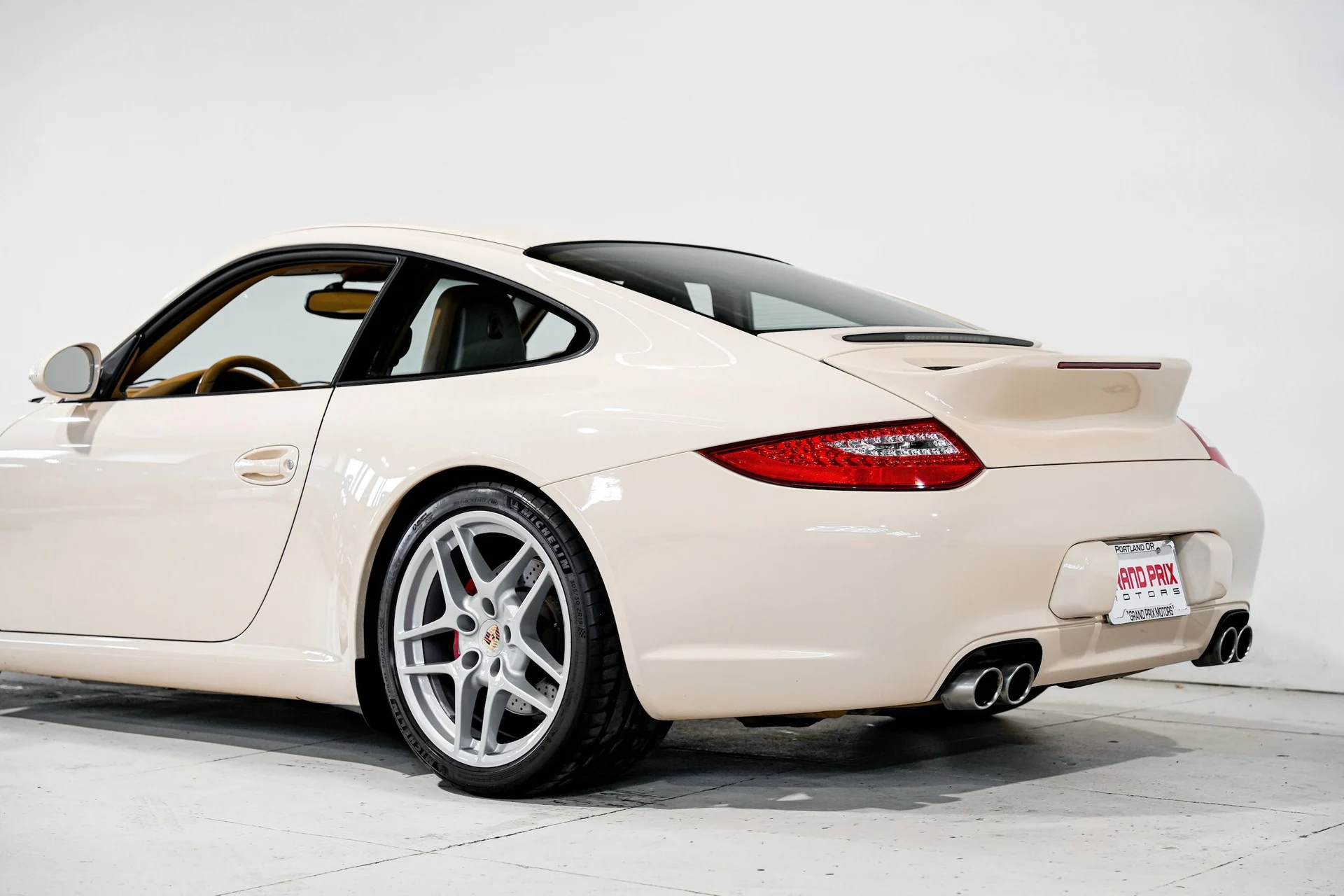 mph031_2766935898_48baebef50c6548b4e48e847f5371794x_0e88d23b17