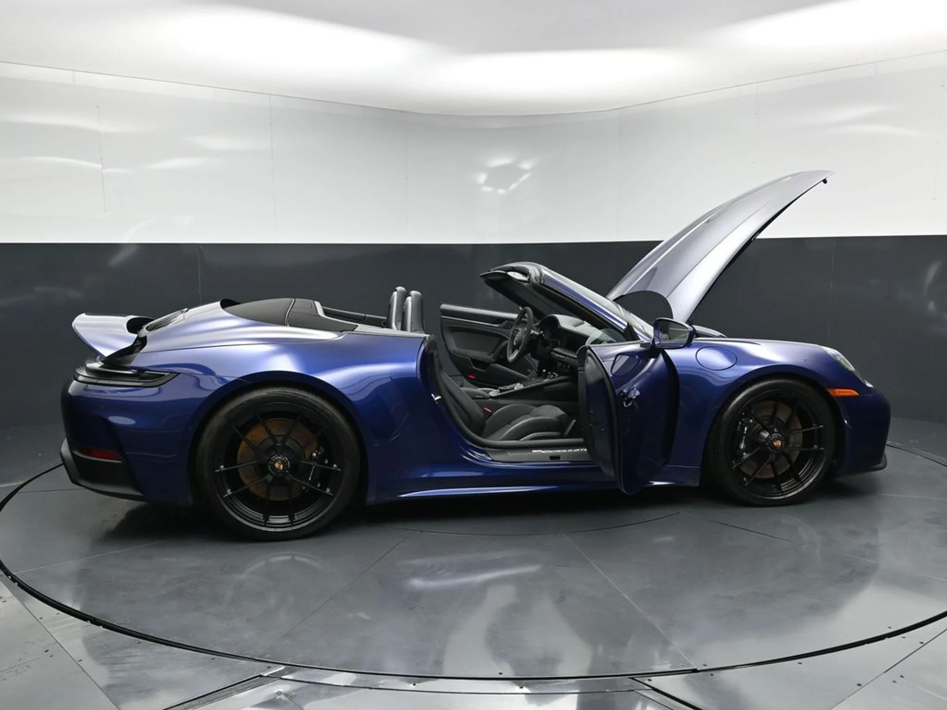 mph031_2779671551_67c3bb68efea463c2ba44171cafce365x_c8dbecf6c3