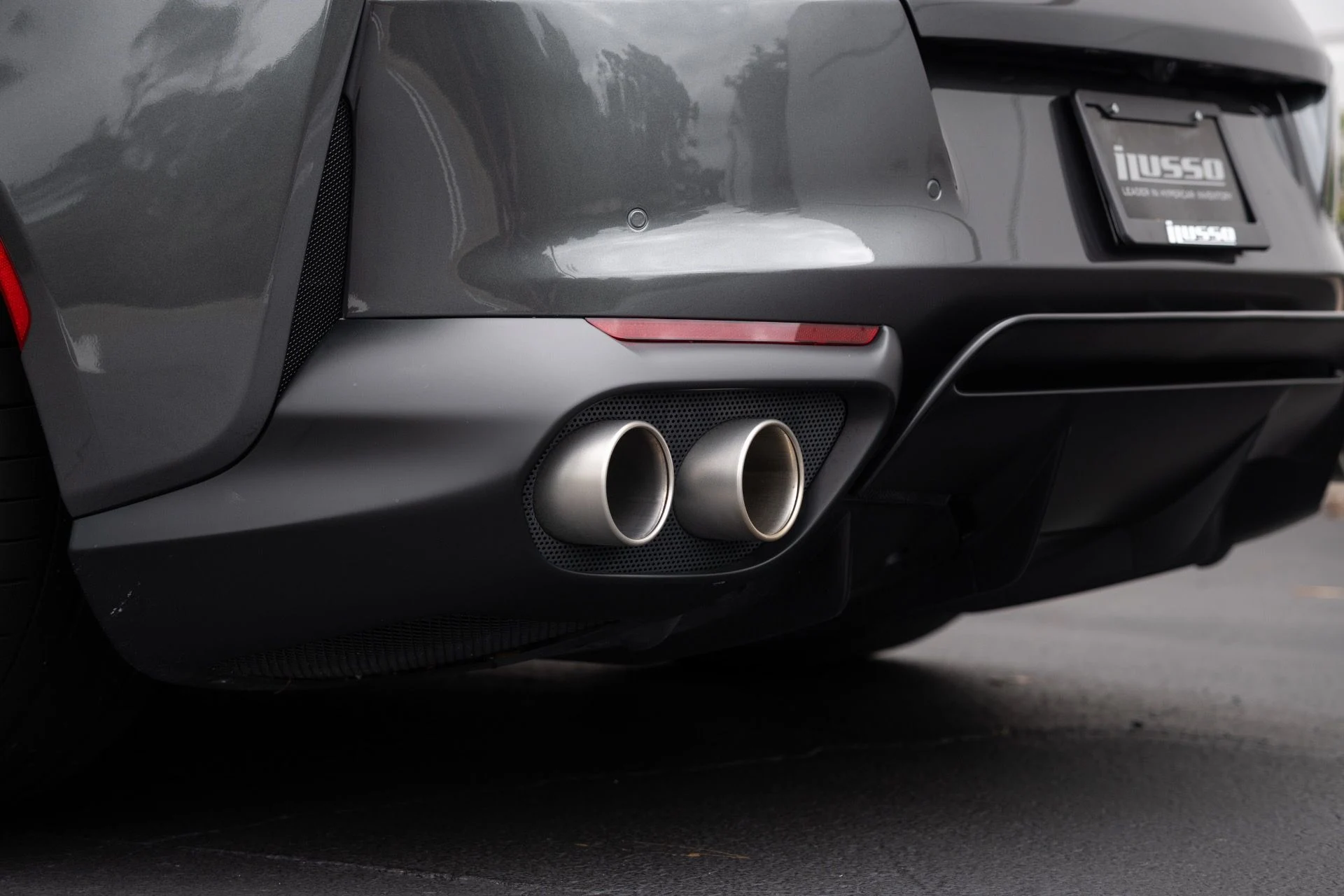 mph031_277984684_Used_2022_Ferrari_812_GTS_1768275202_741ea14455