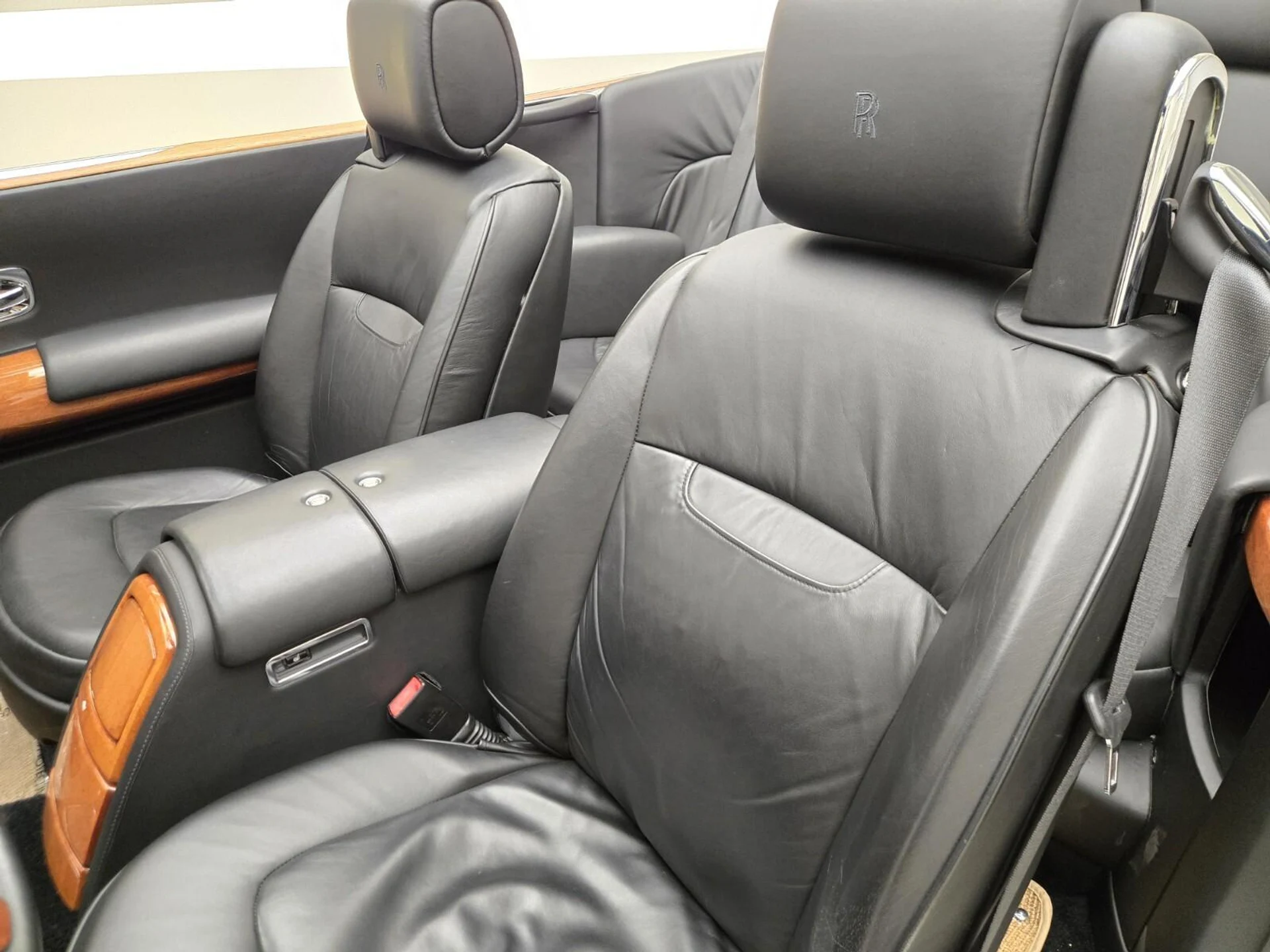 mph031_278104290_Used_2008_Rolls_Royce_Phantom_Drophead_Coupe_1753163007_3060a2d646