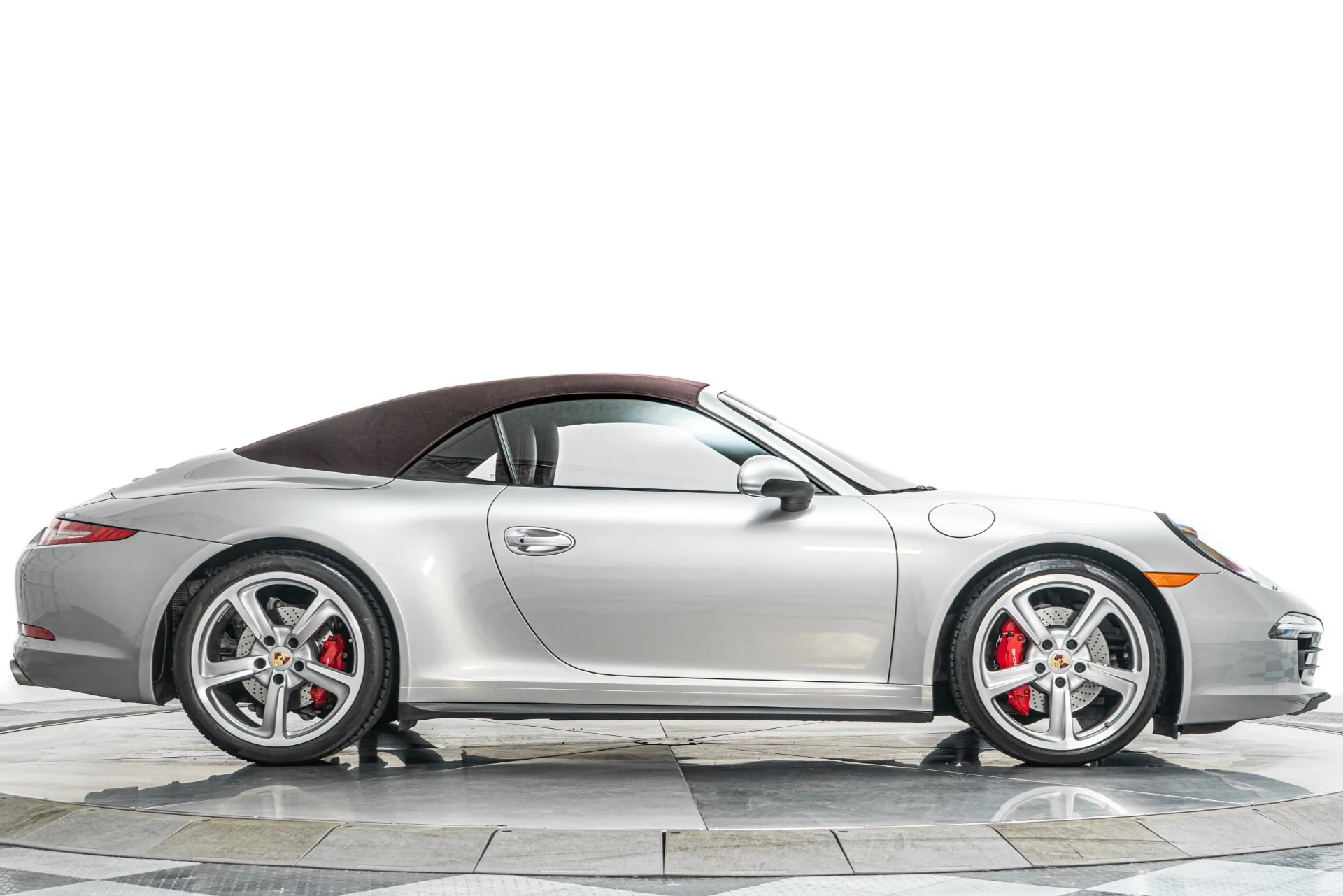 mph031_2782010359_Used_2015_Porsche_911_Carrera_4_S_Cabriolet_1753981330_47e118c833