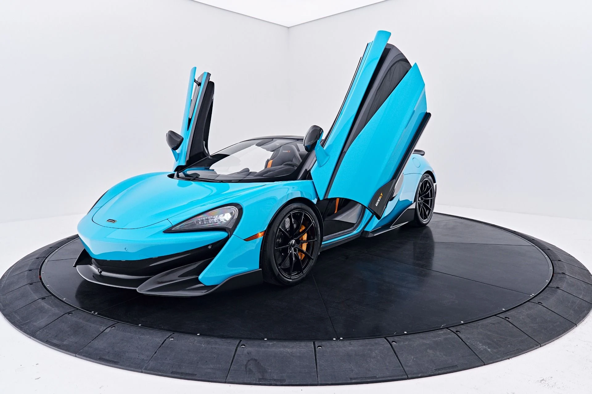 mph031_2789357960_Used_2020_Mc_Laren_600_LT_Base_1786496775_2108f99e55