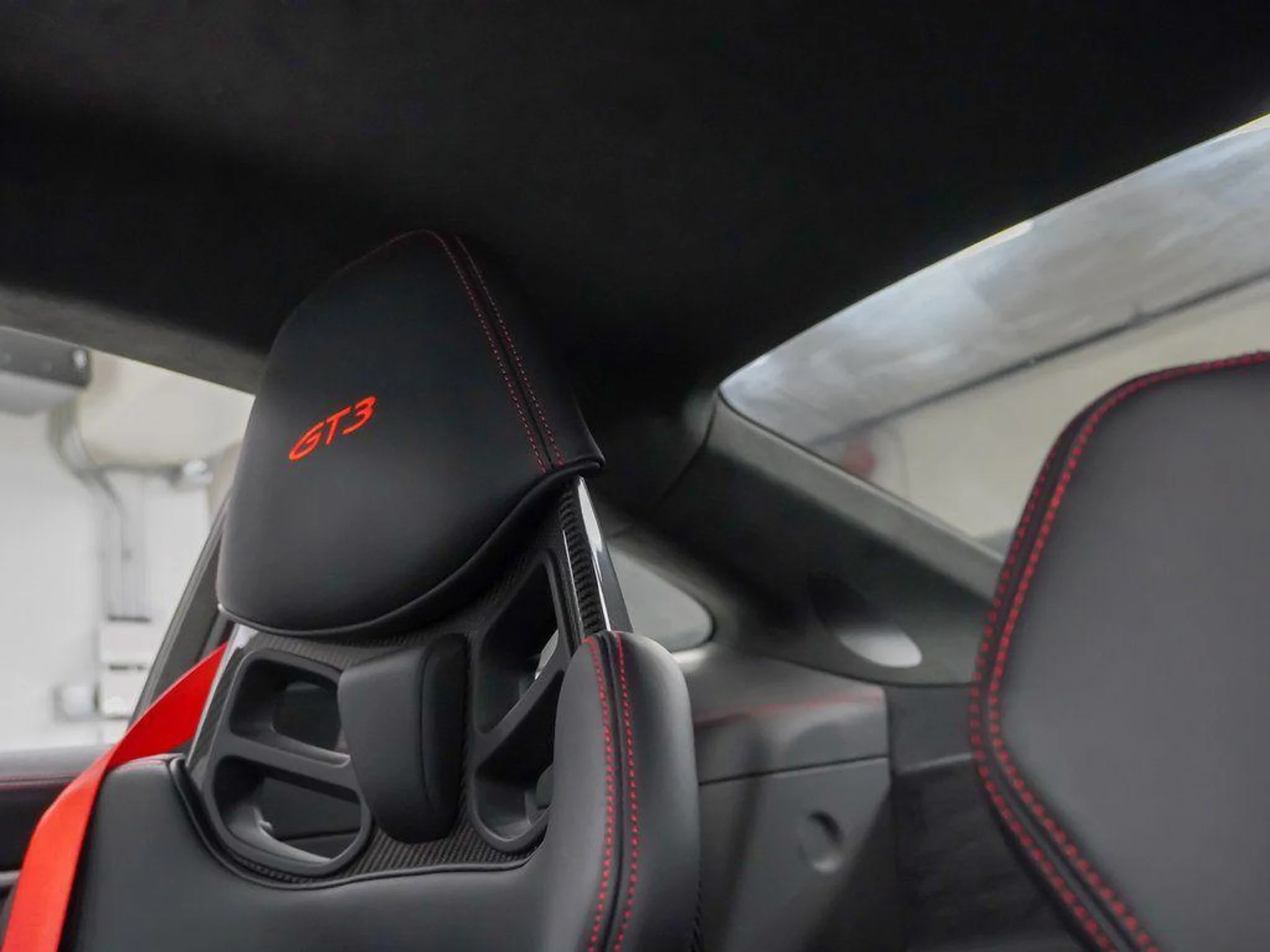 mph031_2795094709_c_N_Ay_Px_ZN_fq6_U735bj_Ipl8q0_Gs_16179261cd