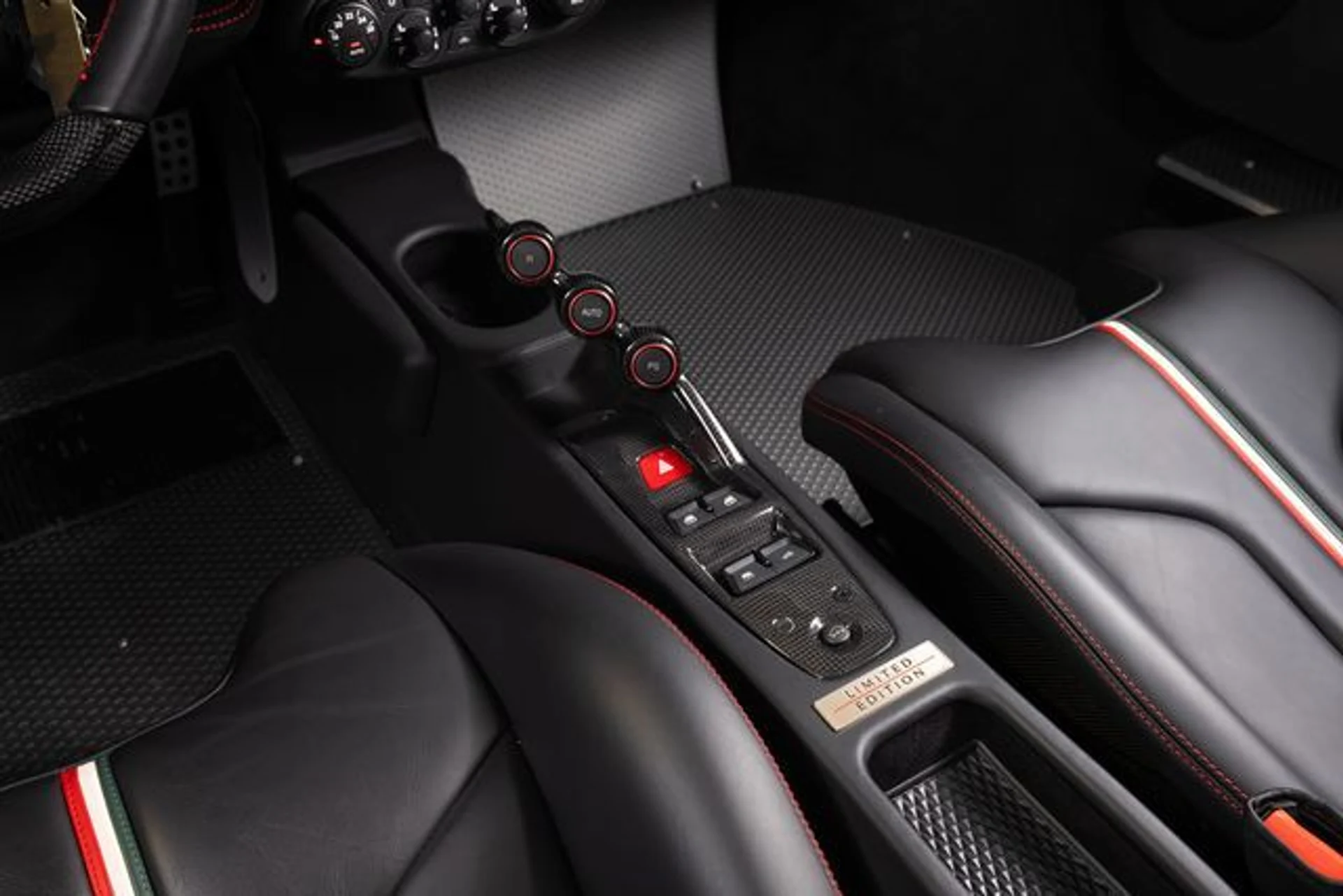 mph031_2798063033_a60edab6f9e1ec79f881e8c1ab791af8x_6e5a36aa38