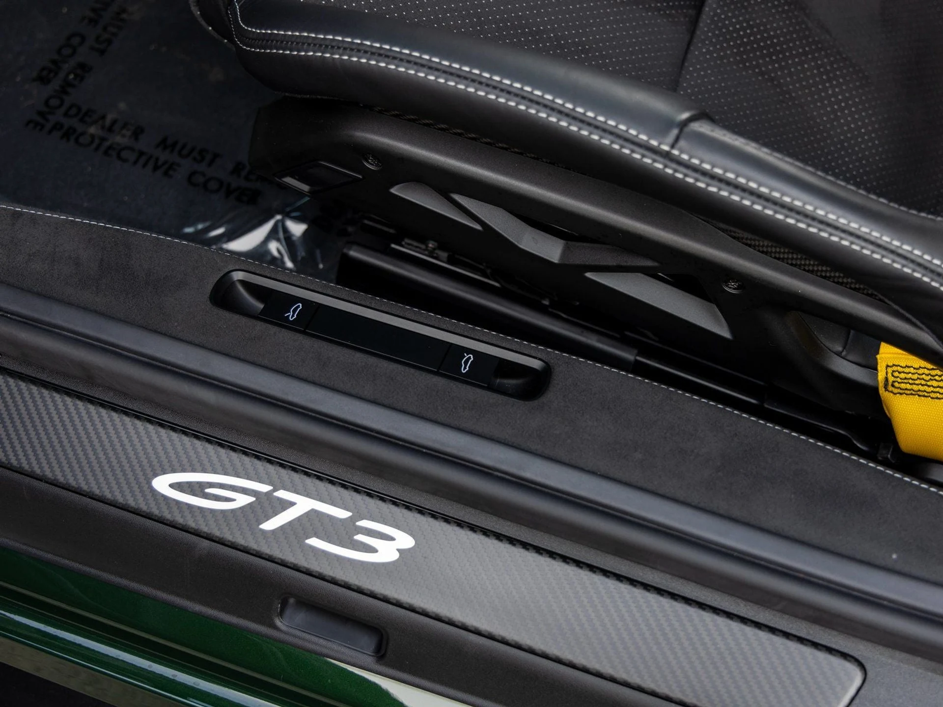 mph031_2798509168_32_2c6410c88f