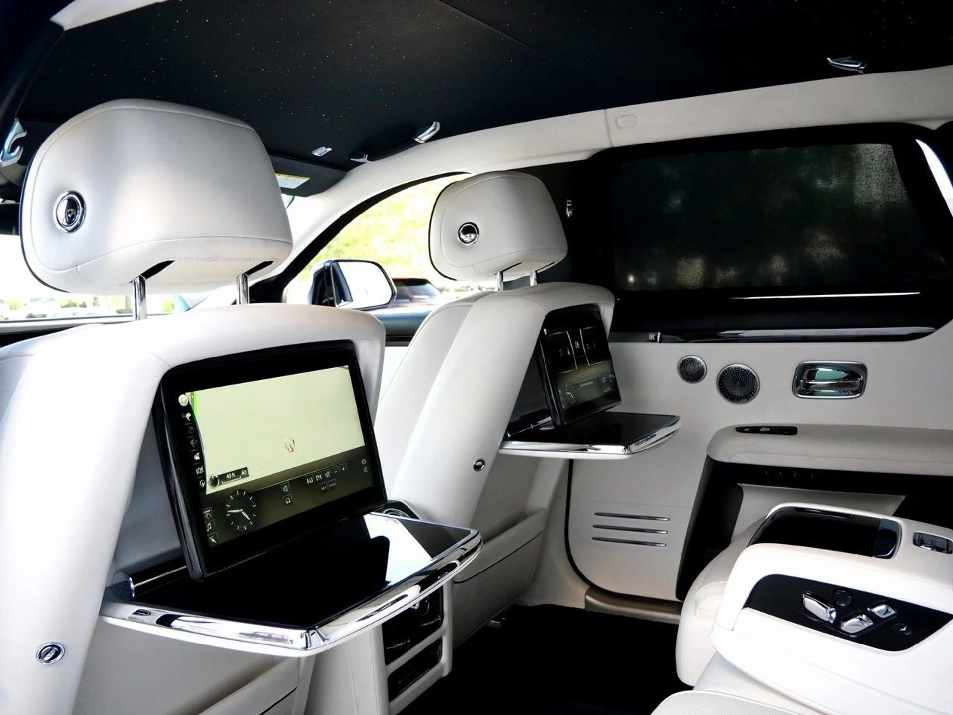 mph031_2799244600_75aa4771bebc4a7a7957f6cd3b4a6592x_29dd712697