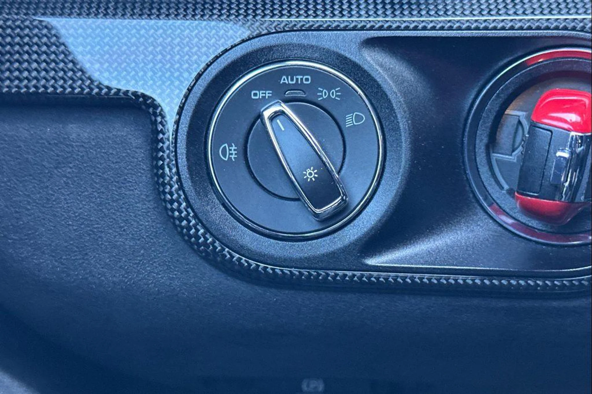 mph031_2801526709_CMQ_1_G_Hy_B8f_Do_Q_X_Rmz_I5_Wc4fs_I_fca3cdcd2a