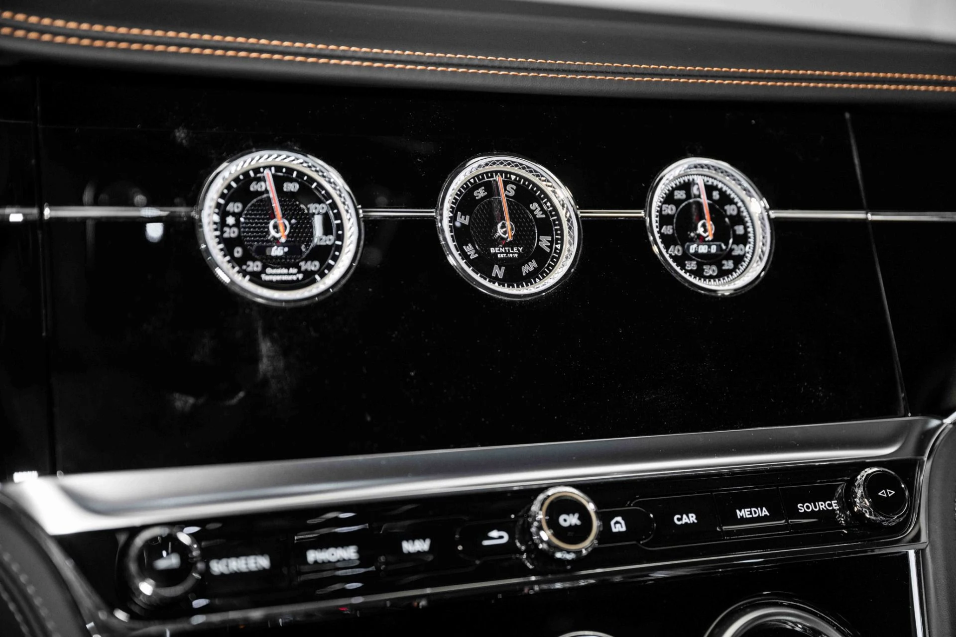 mph031_2816868201_New_2024_Bentley_Continental_GT_V8_1739979591_9526ca06d2
