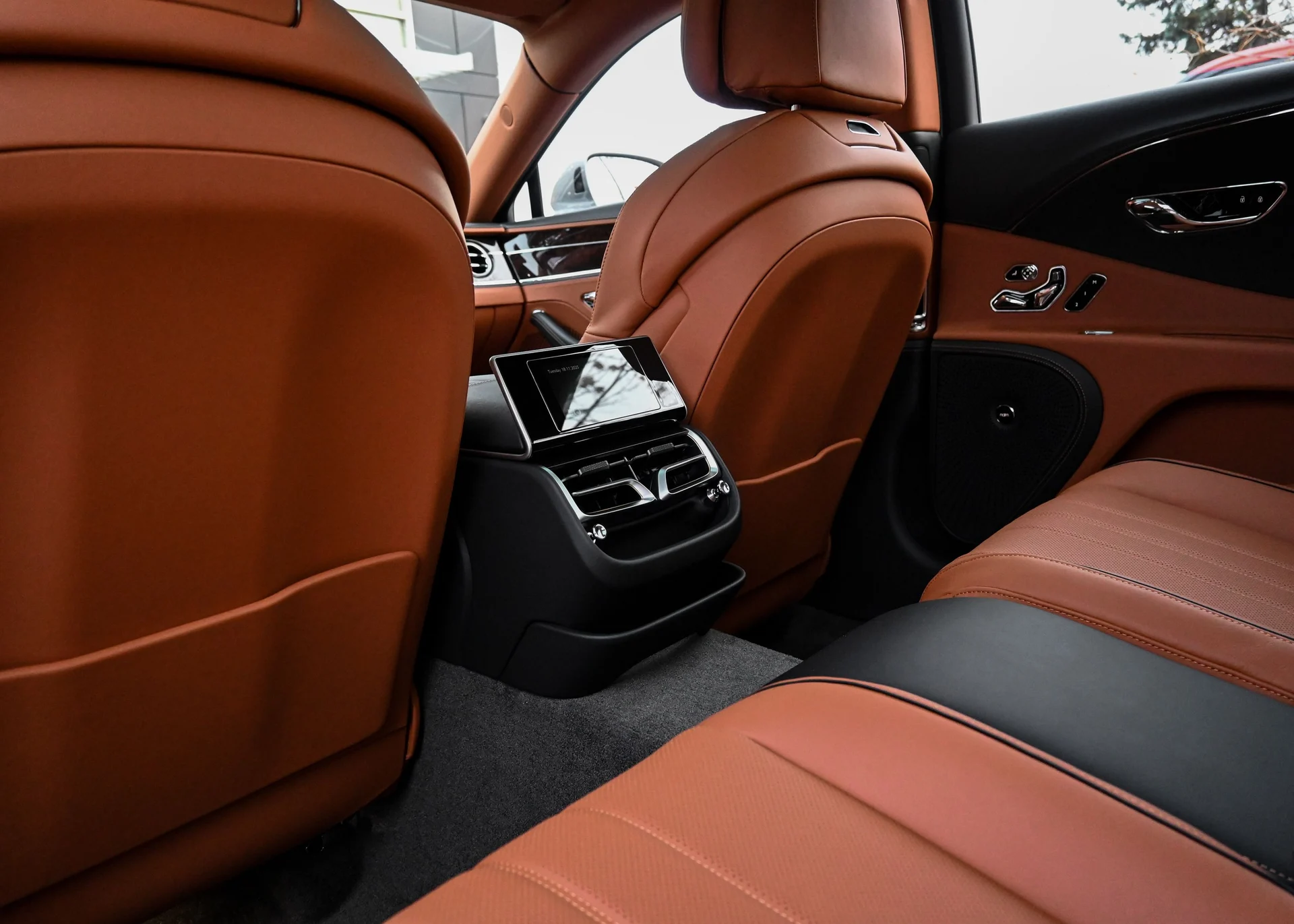 mph031_2817162685_837be9ab_1e64_471c_aec6_33a2176325f5_07b25dfbf6